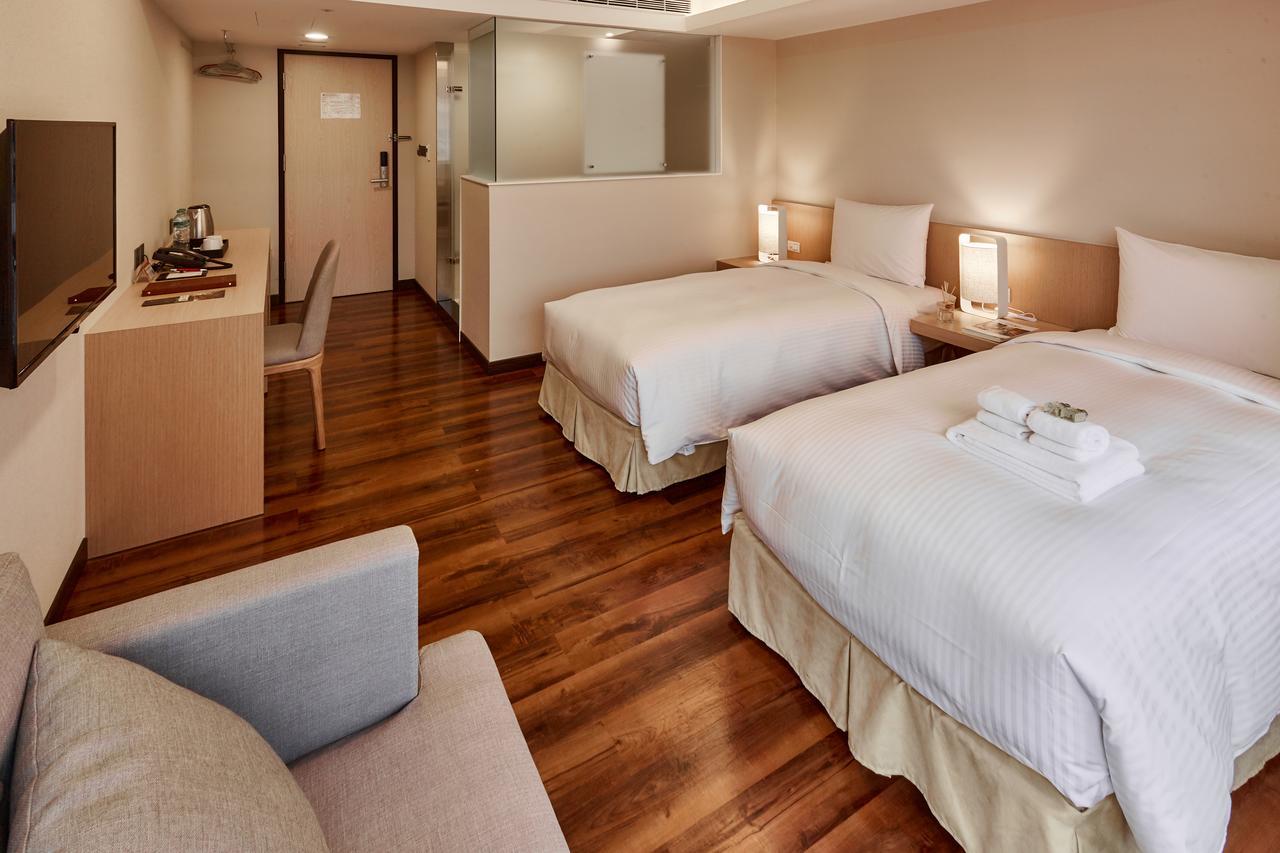 Eastin 3*