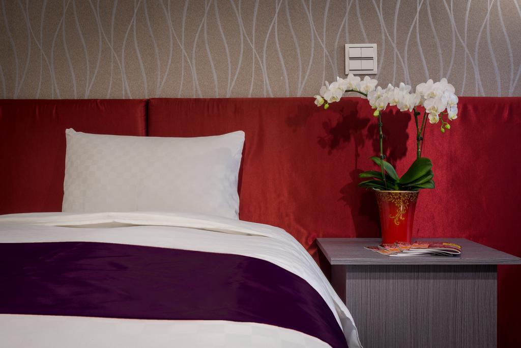 Urbanone Inn 3*