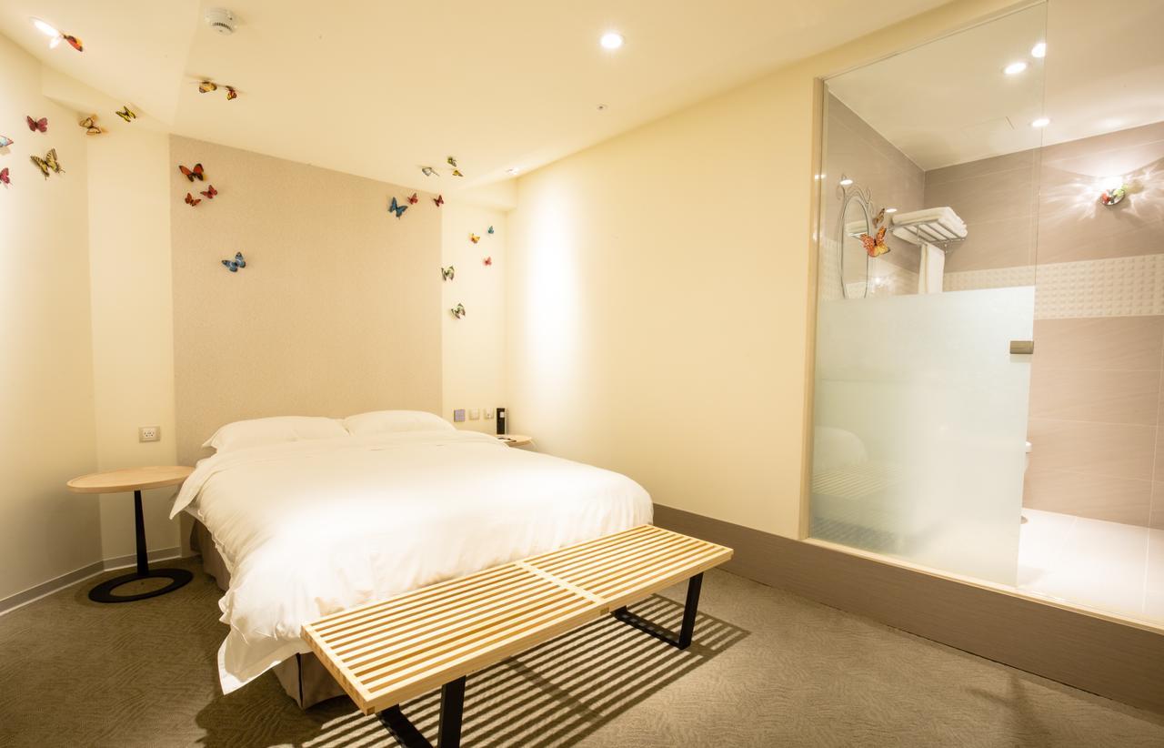 Walker Hotel. Ximen Inn