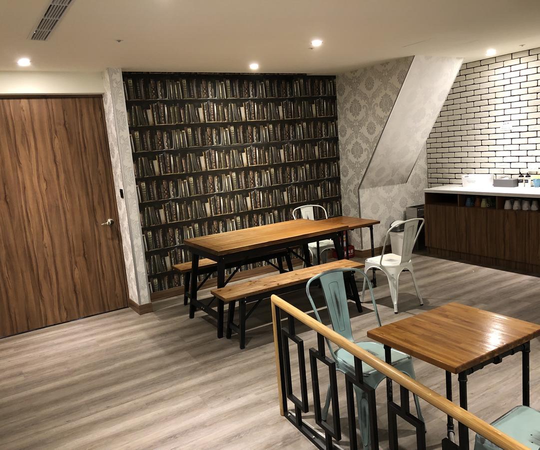 Hotel Muzik - Ximending Xining Branch