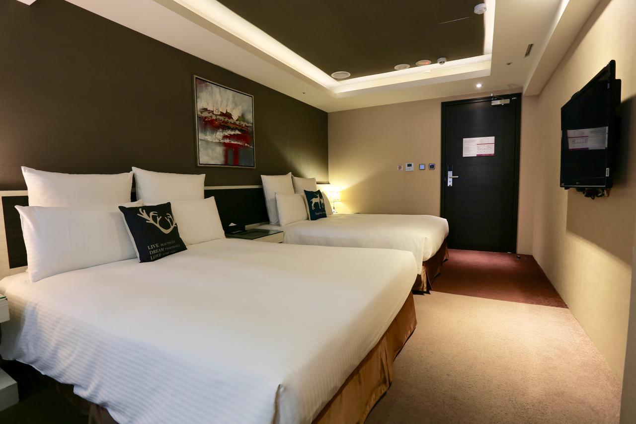 V-one Vogue Hotel 3*