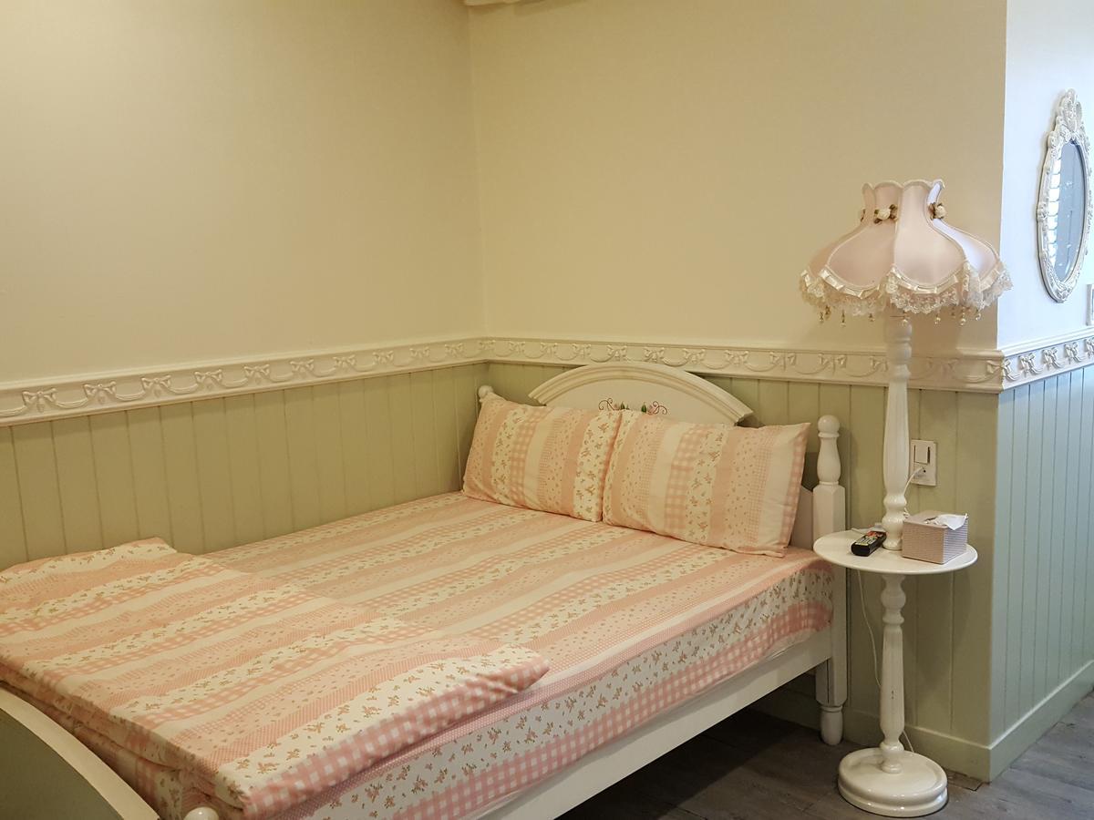 Hostel 橙舍一館 Tw I Taipei