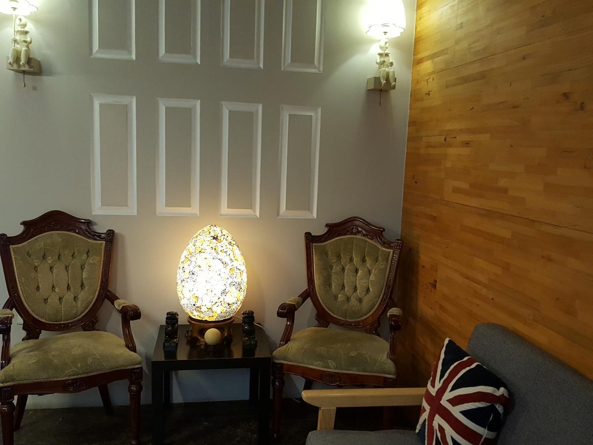 橙舍一館 Tw I Hostel *