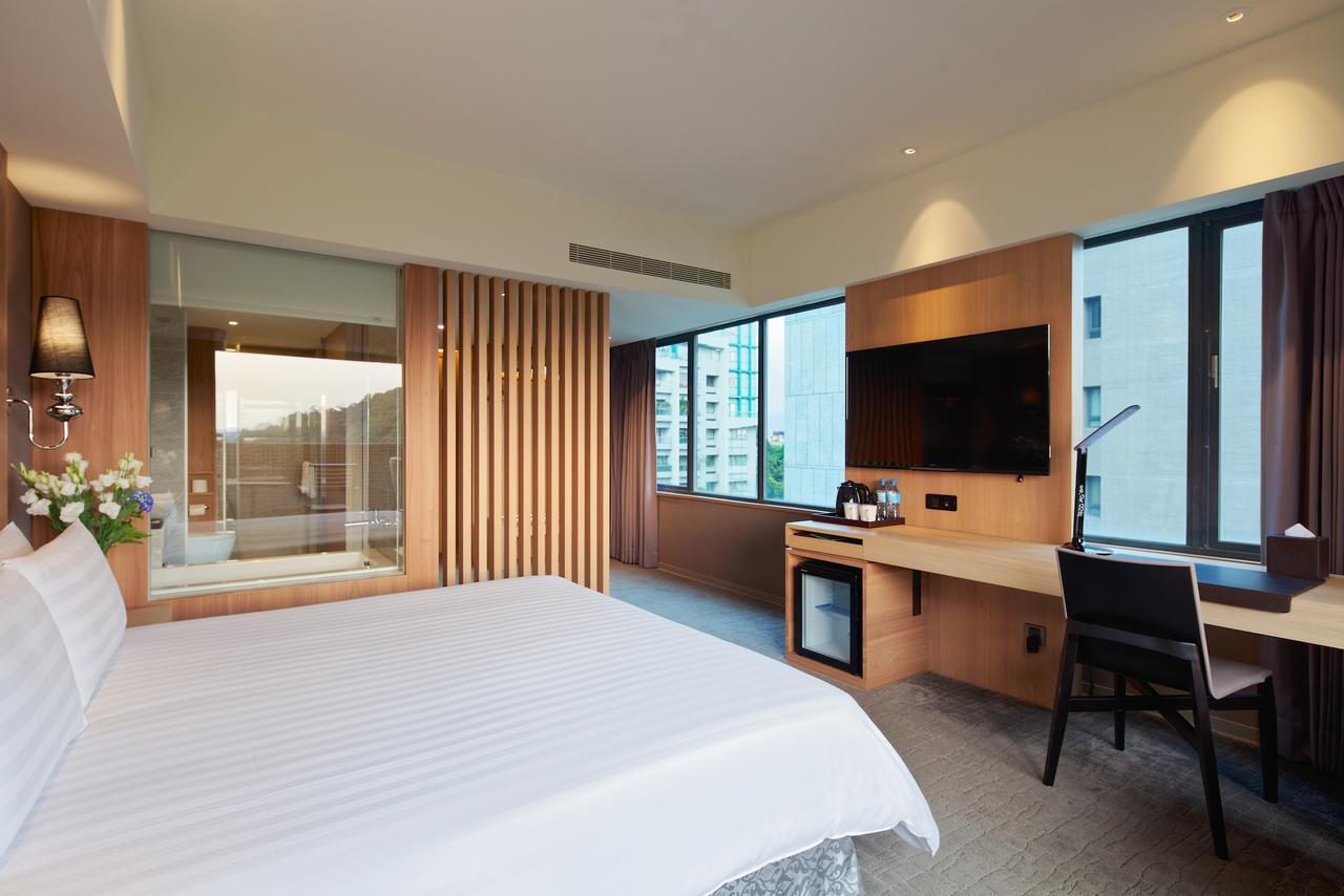 La Maison Hotel 4*