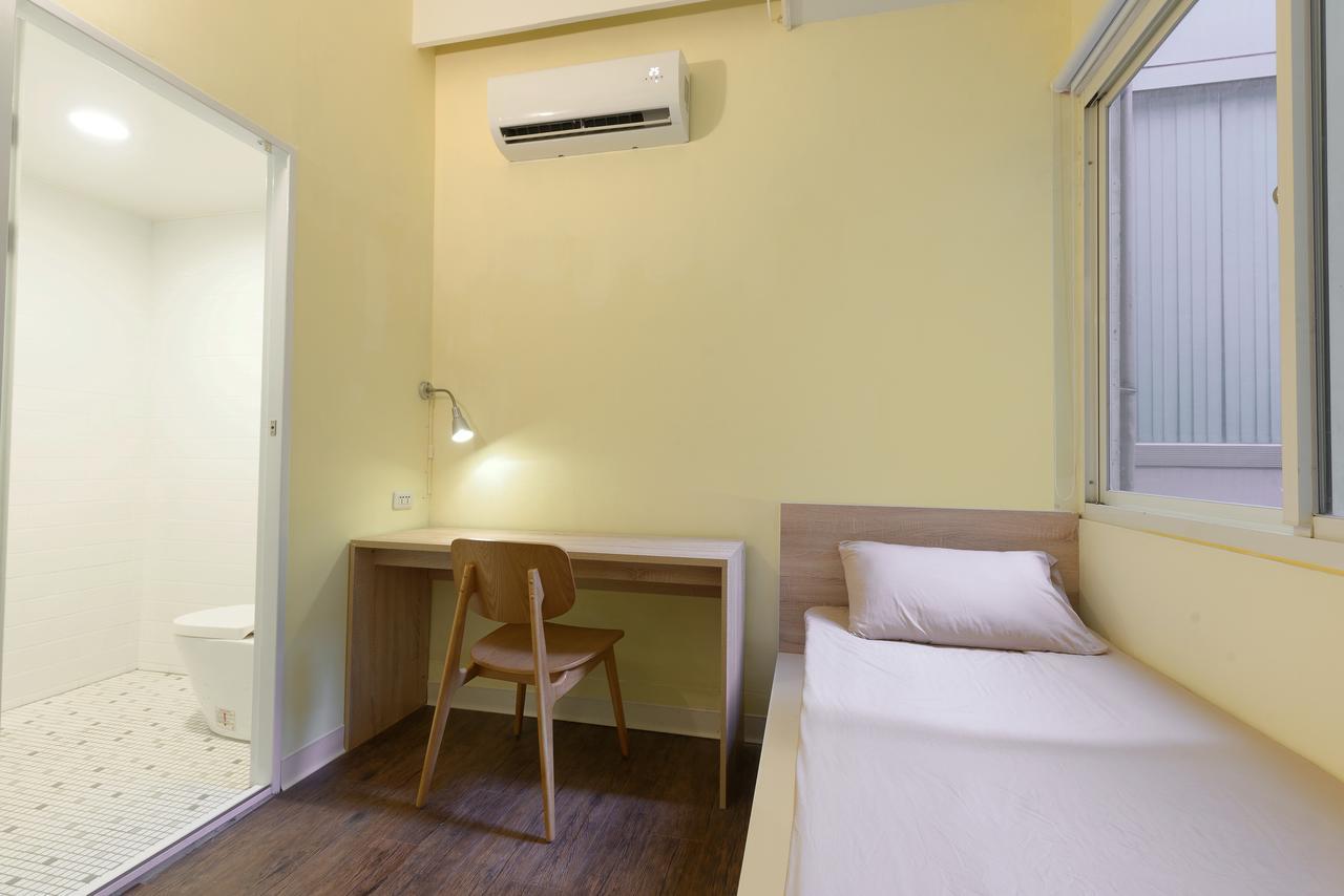 Hostel Flip Flop - Main Station *