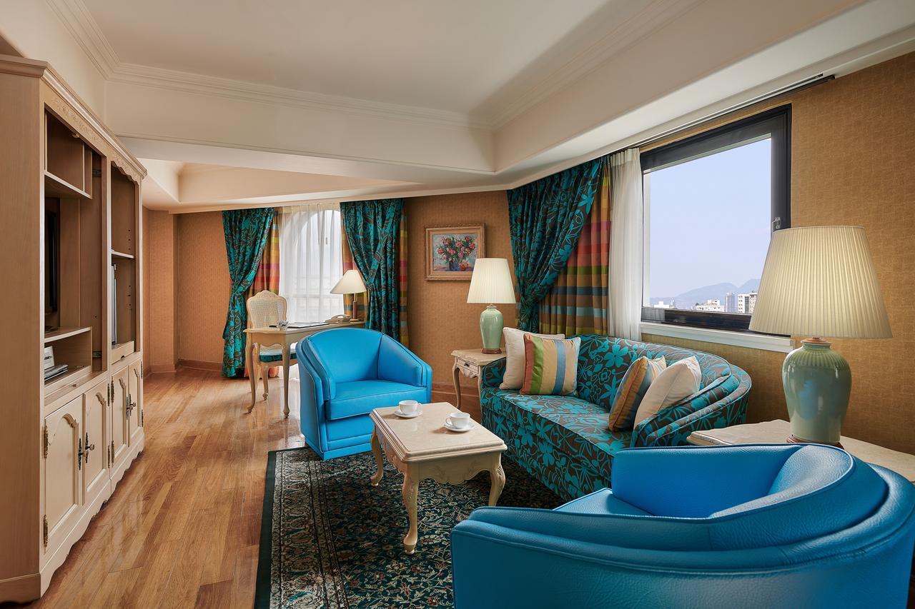 Hotel The Riviera