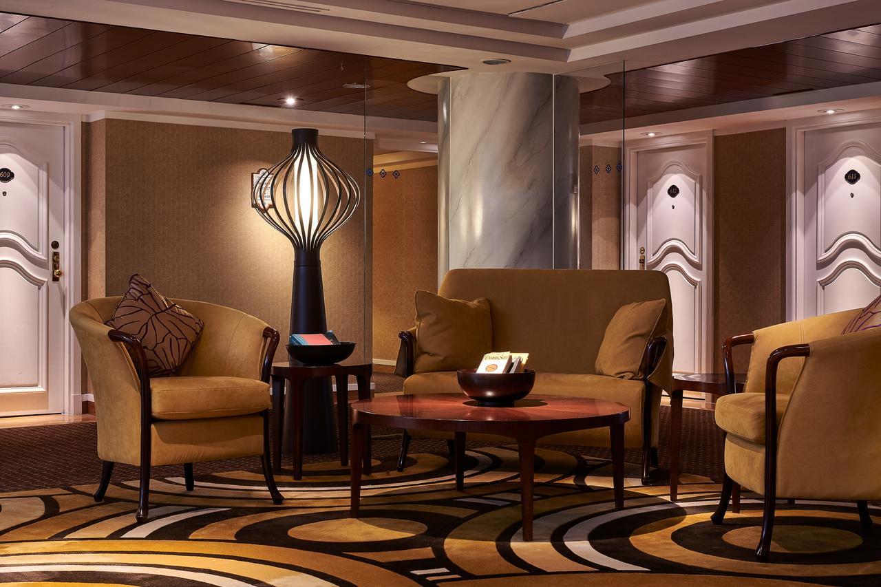 The Riviera 4*