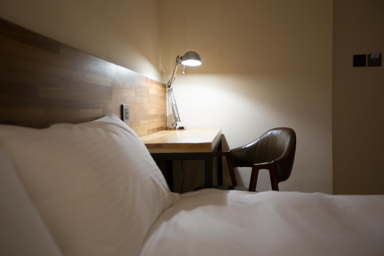 Hostel We *