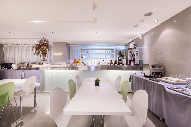 Hotel Green World Mai - Zhongshan 3*