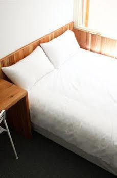 Star Main Station Hostel *