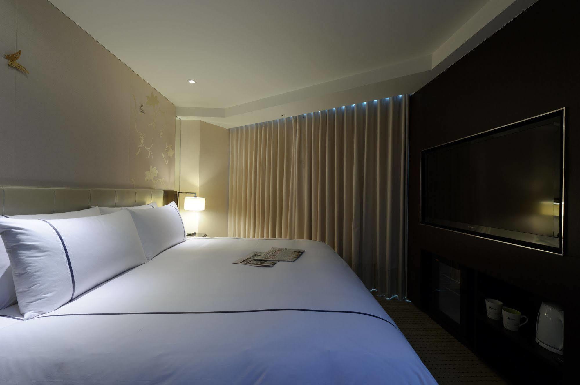 Hotel K Dunnan 3*