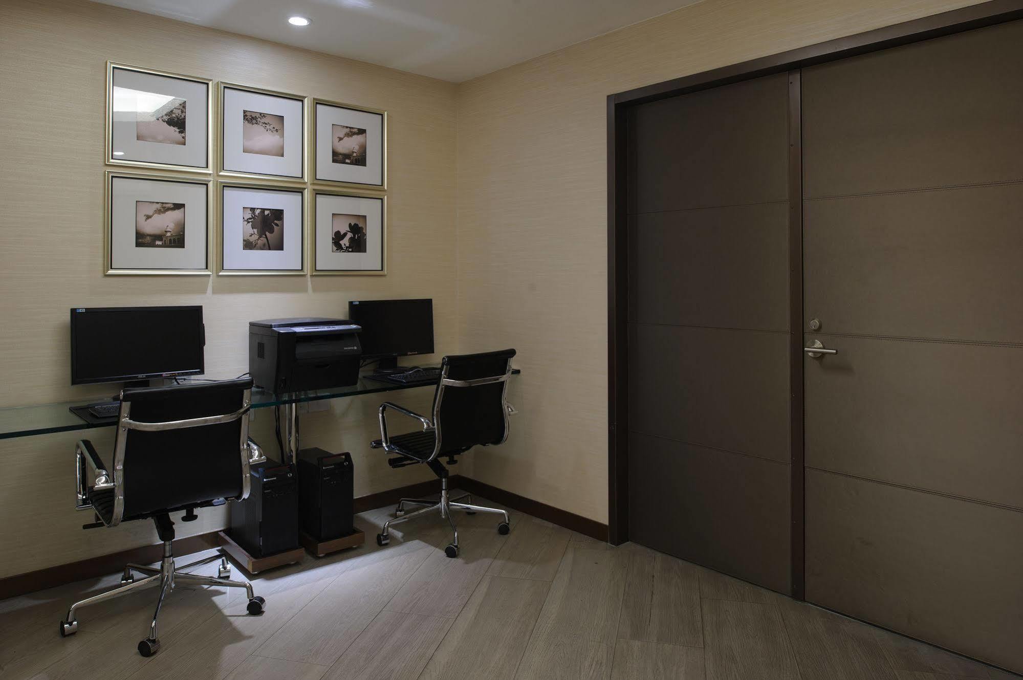 K Dunnan Hotel 3*