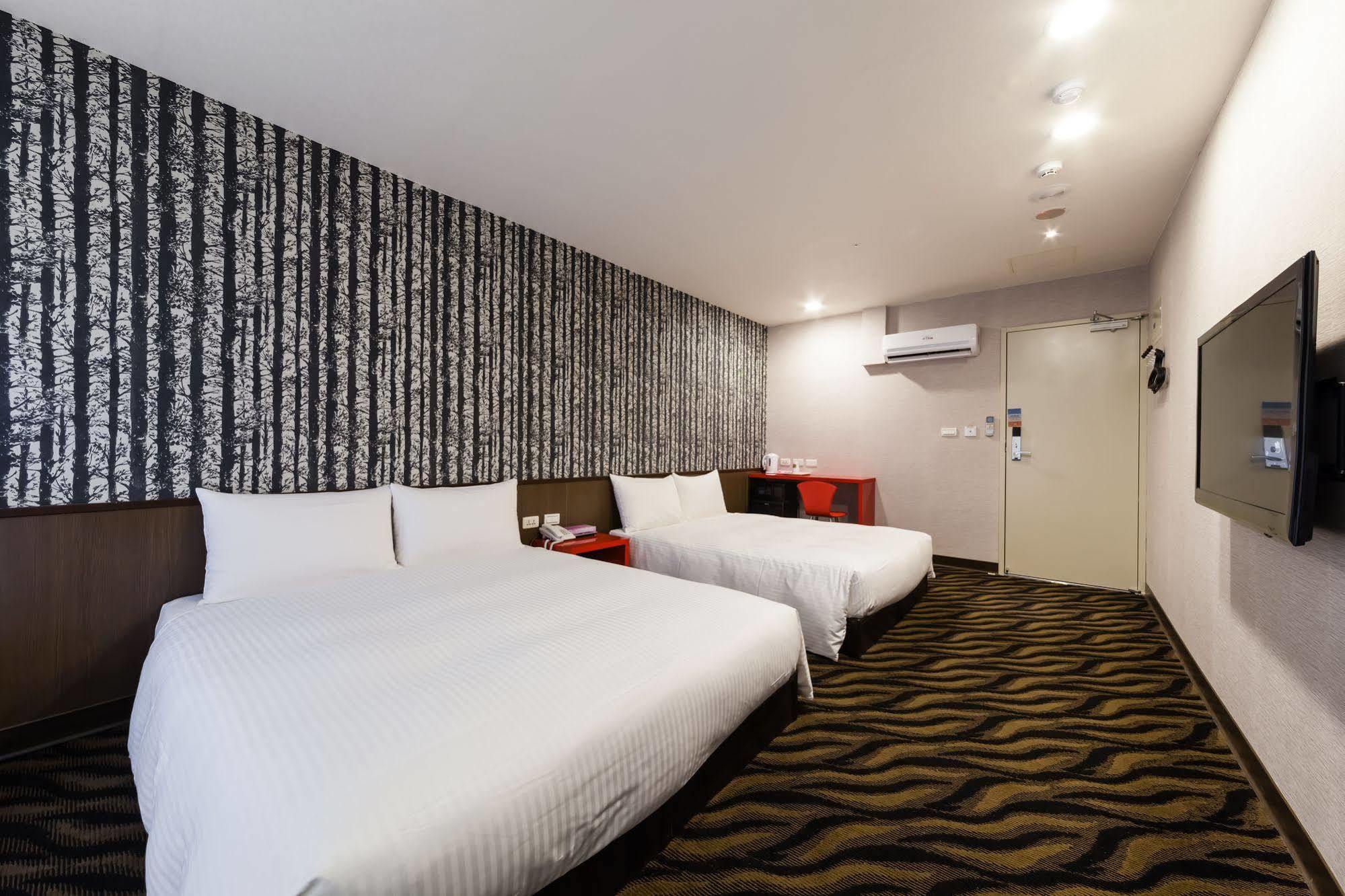 6 - Wannien 3* Taipei