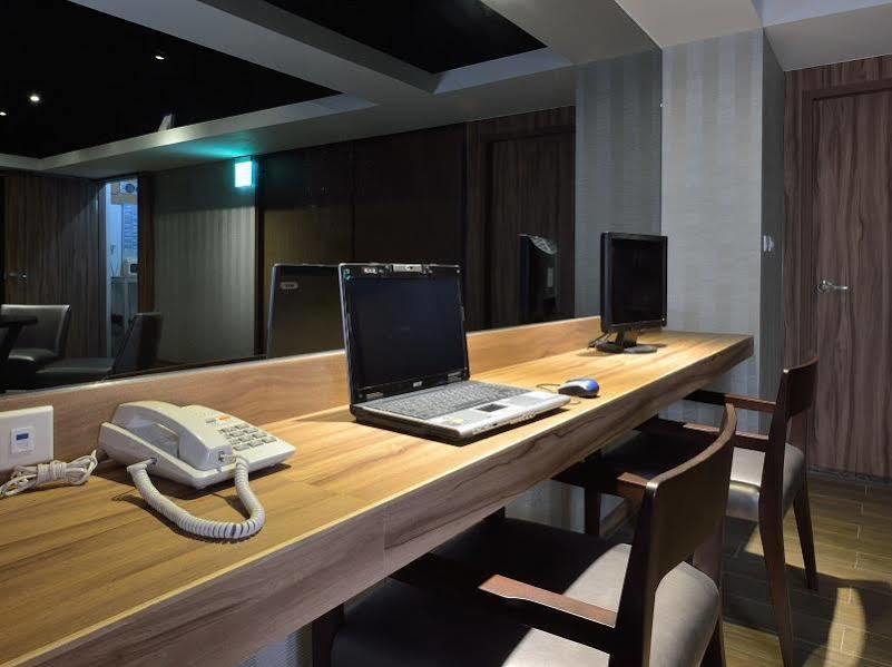 雲富大飯店 Cloud-zhongshan 3* Taipei