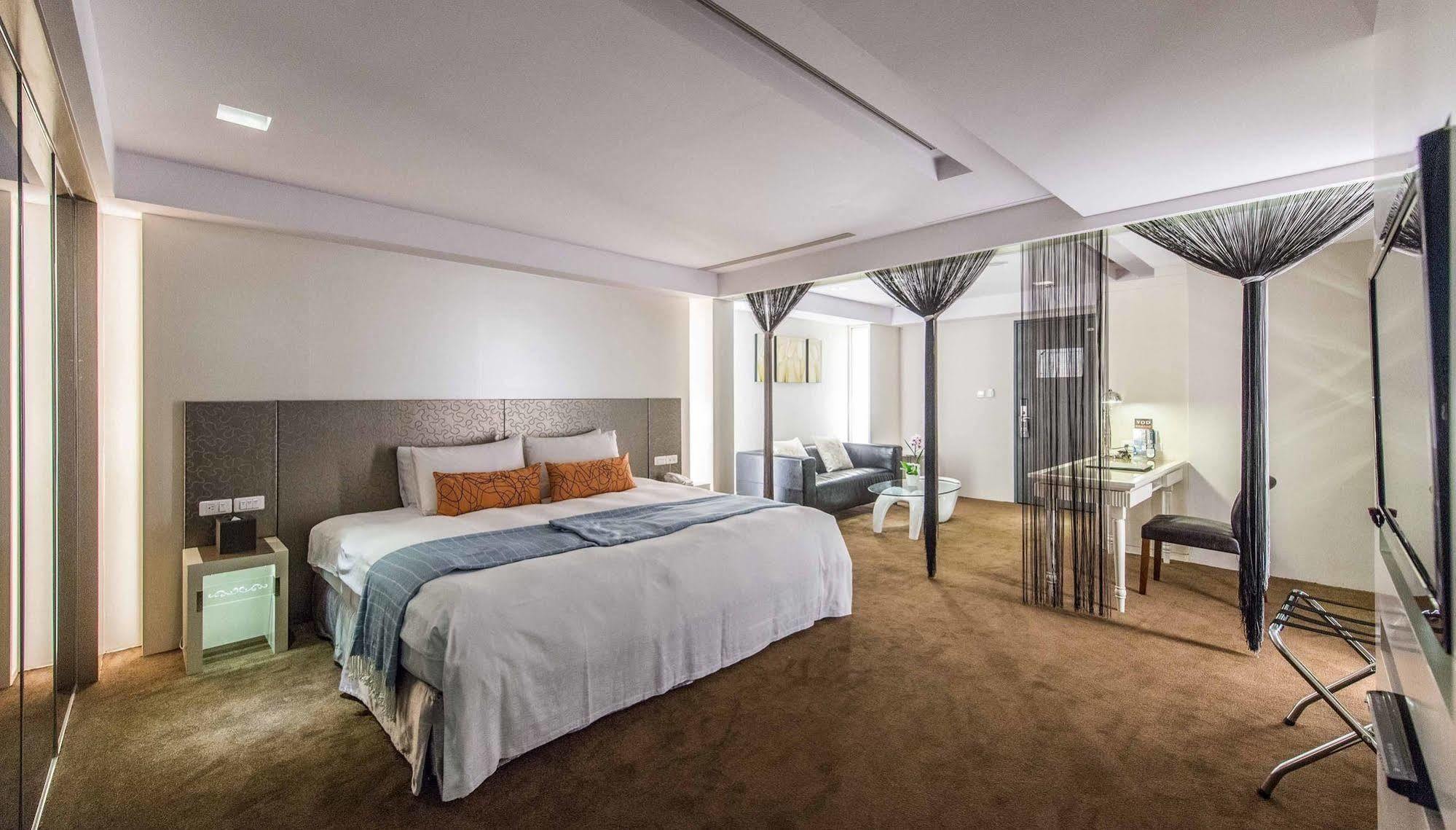Forward Nangang Hotel 3*