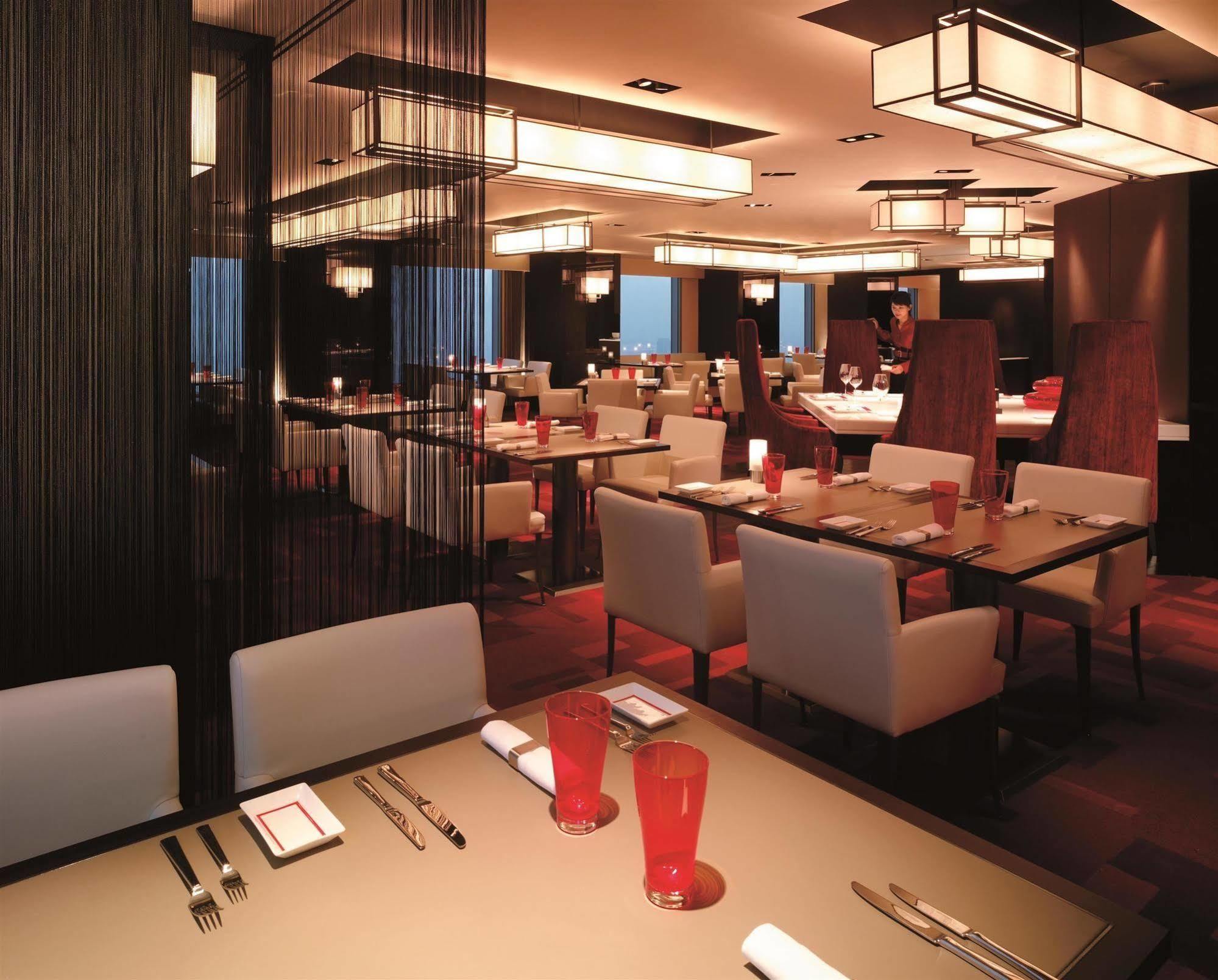 Shangri-la Far Eastern, Taipei