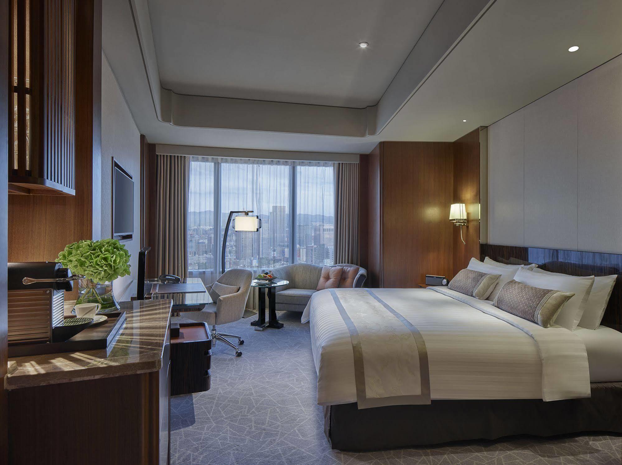 Shangri-la Far Eastern, Hotel Taipei