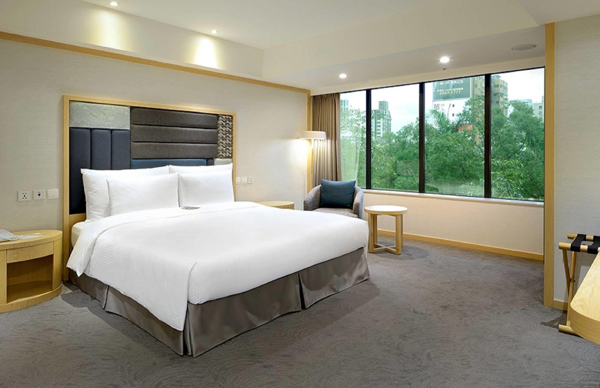 Sonnien Hotel 4*