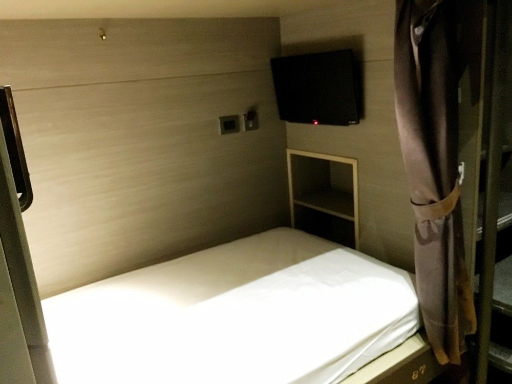 Amici Six Star 3* Taipei