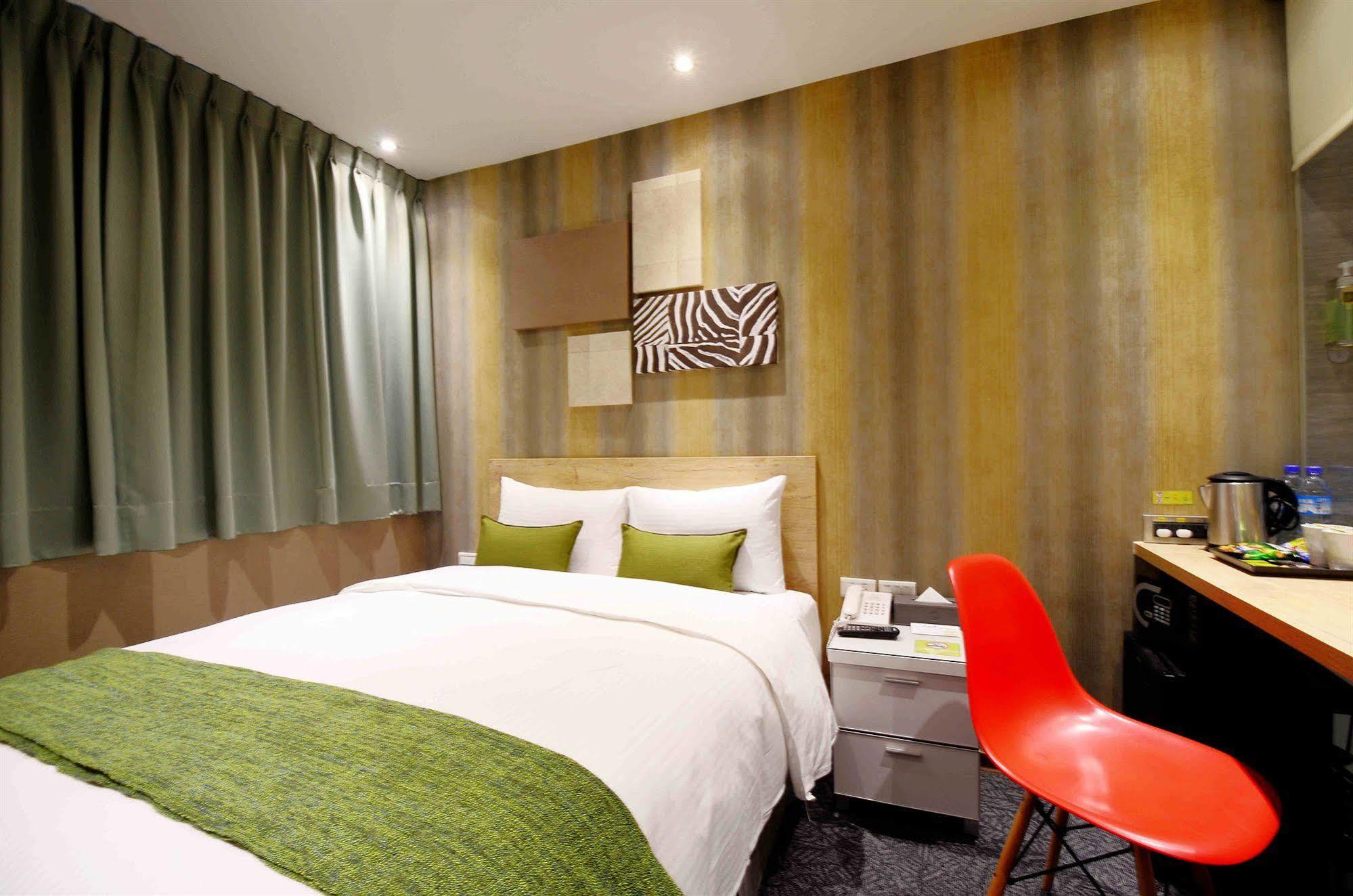 Ark - Dongmen Hotel 3*