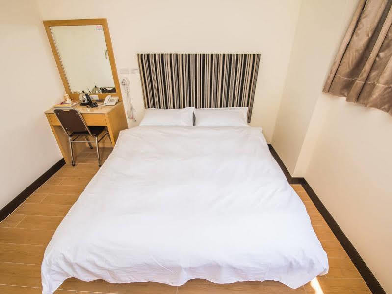 Inn Longshan 2*