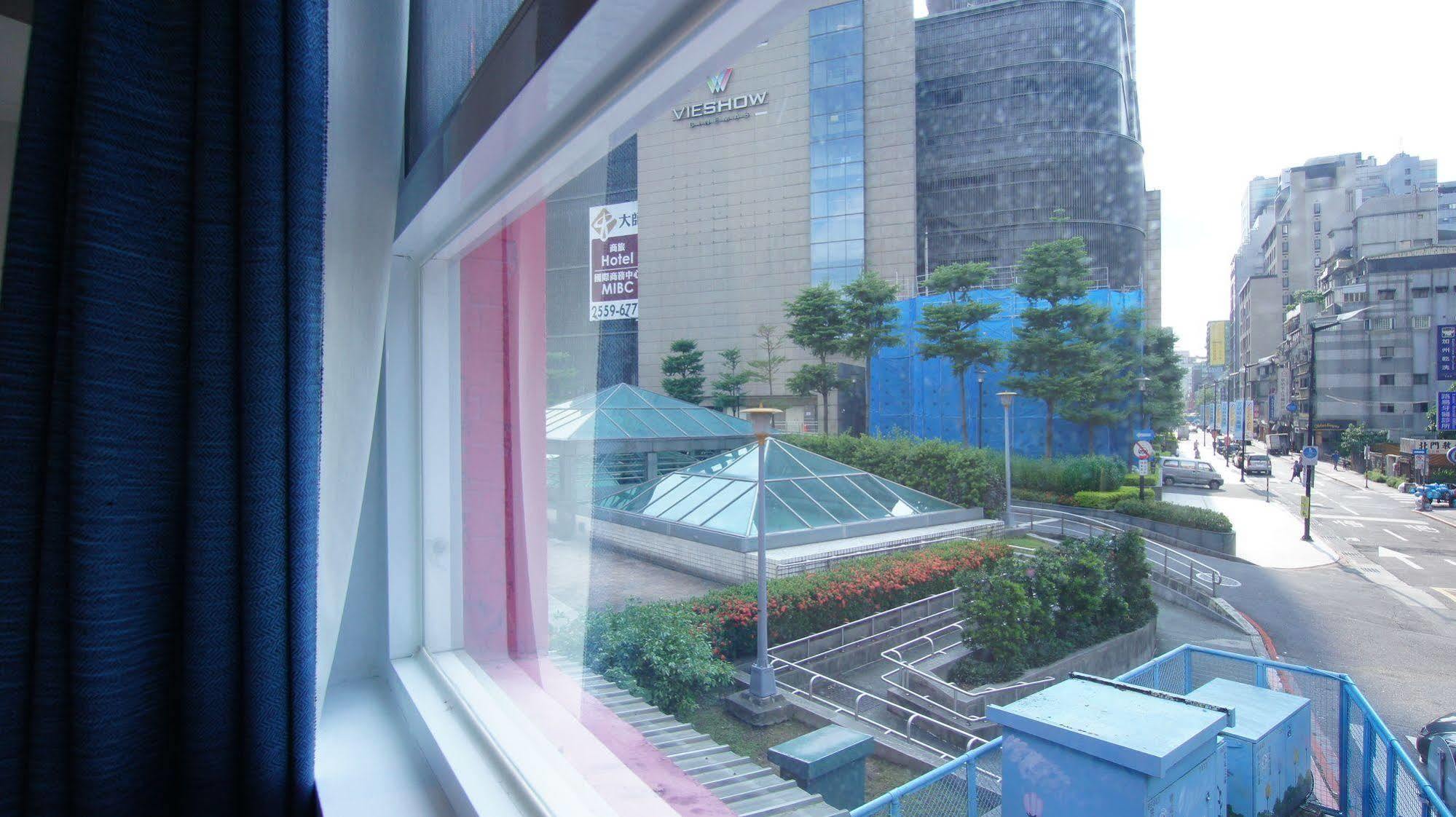 Hotel Ulysses Main Station 3*