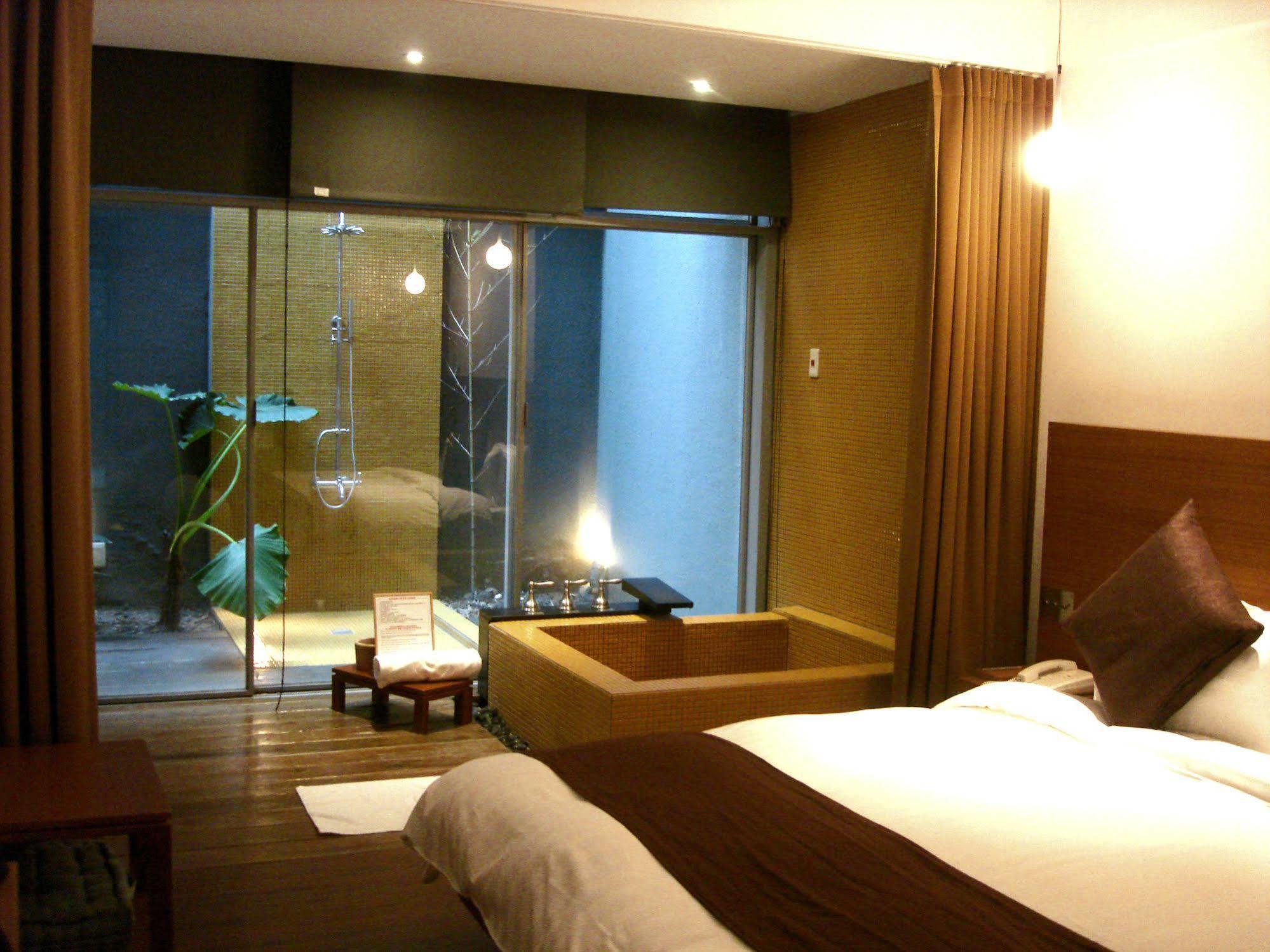 Hotel Double One 4*