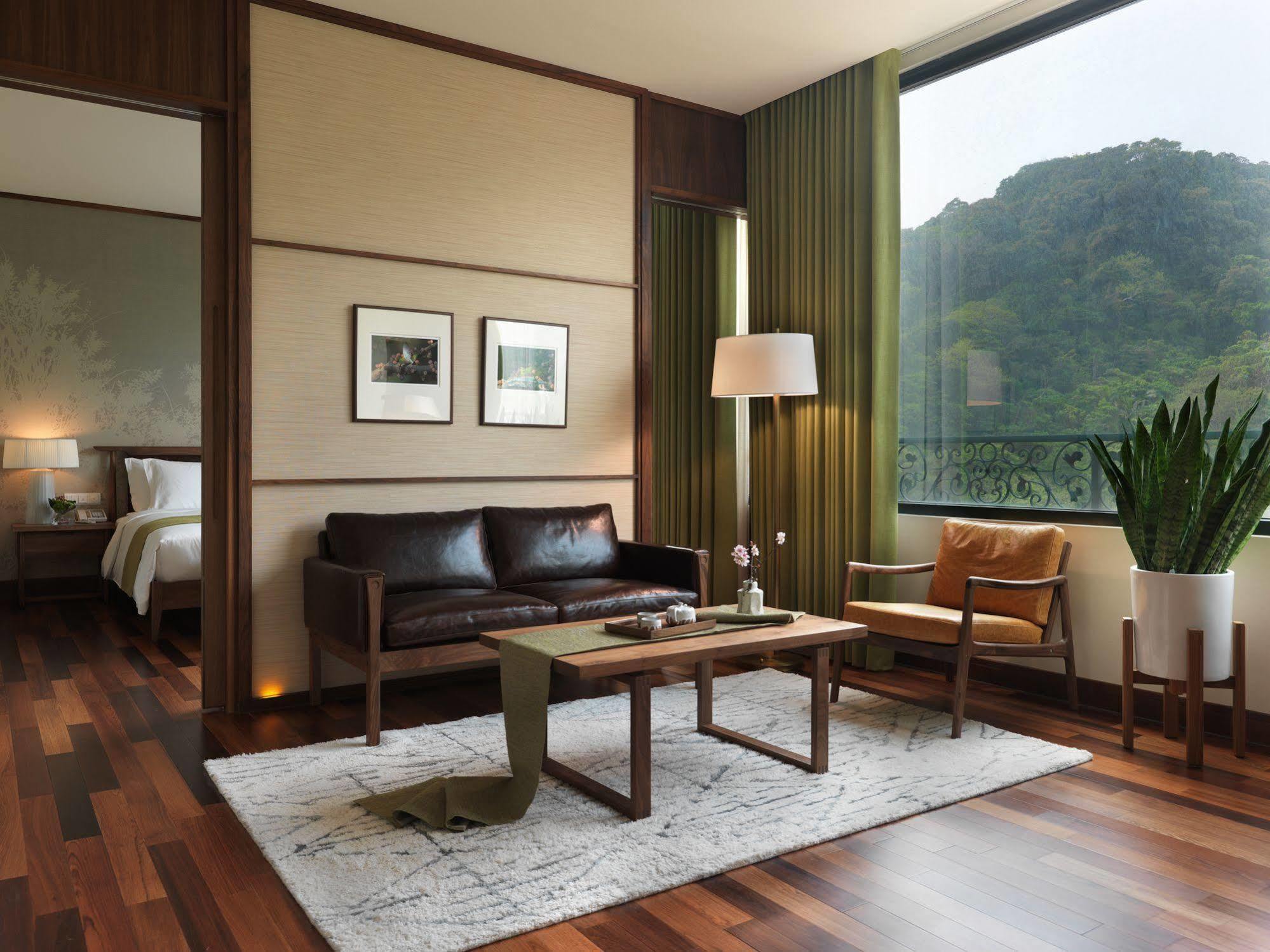 Yusense Hotel