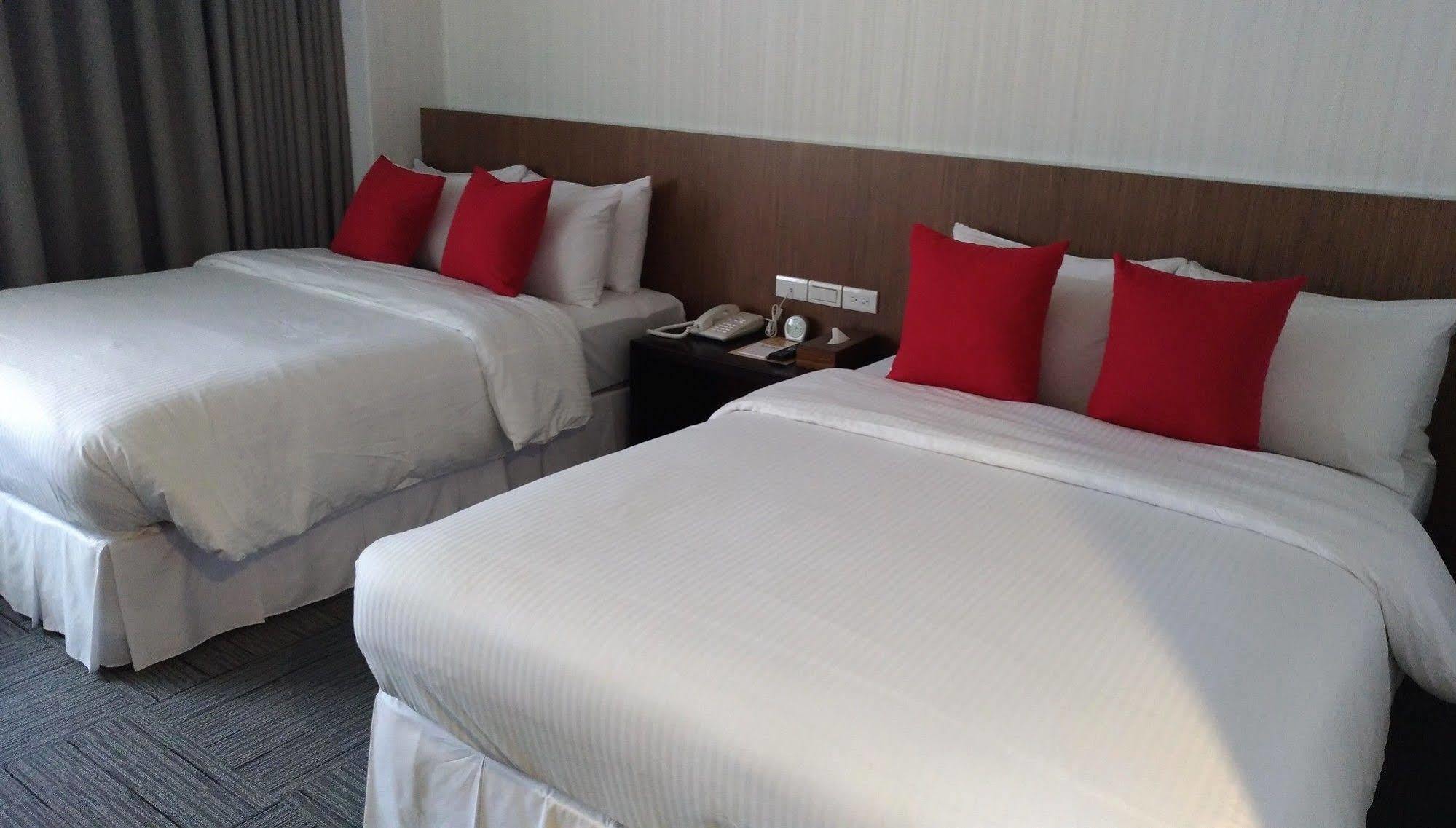 Emperor Hotel