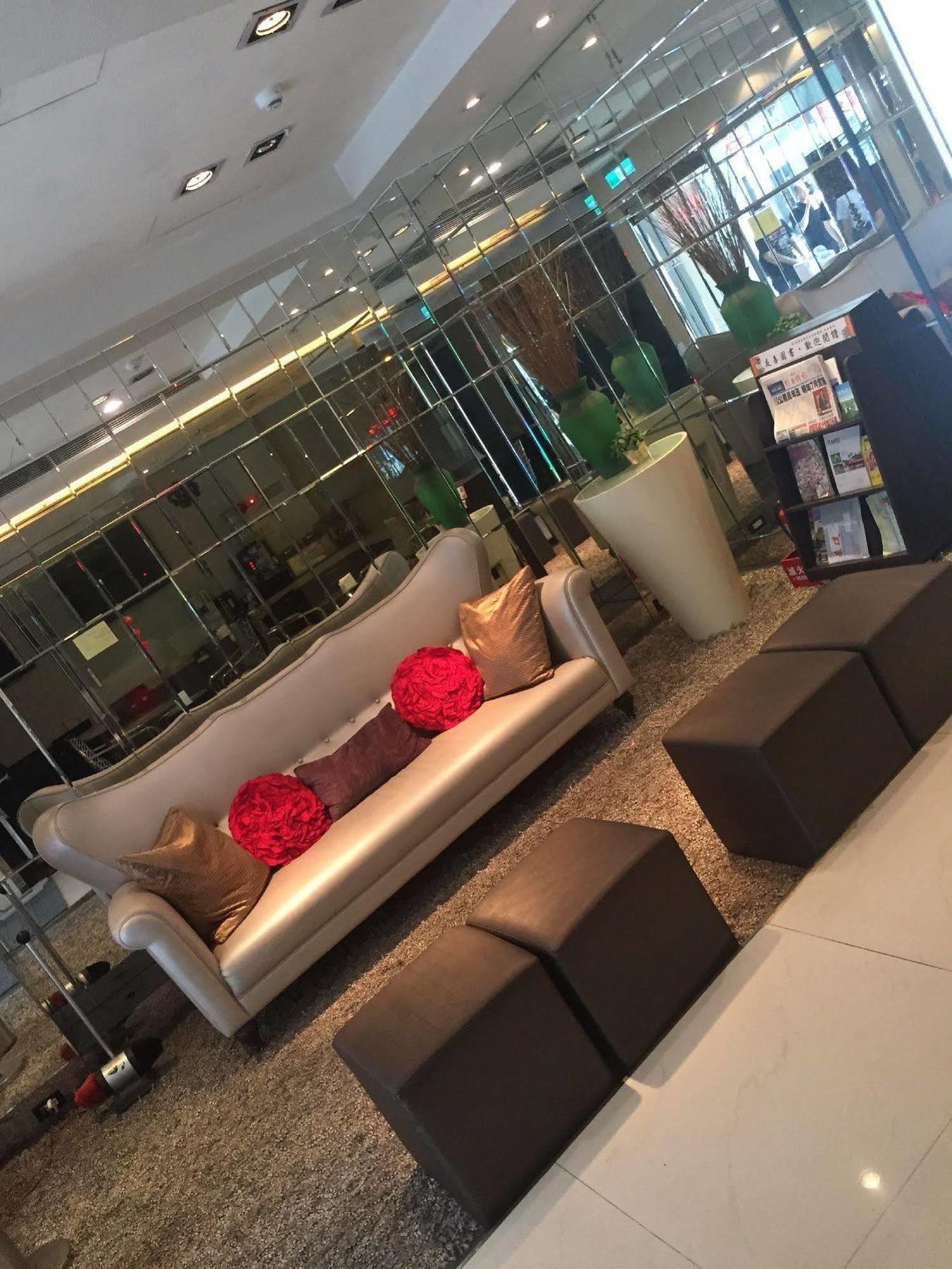 Royal Hotel 2*