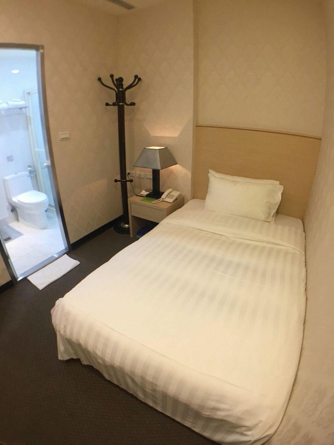 Royal 2* Taipei