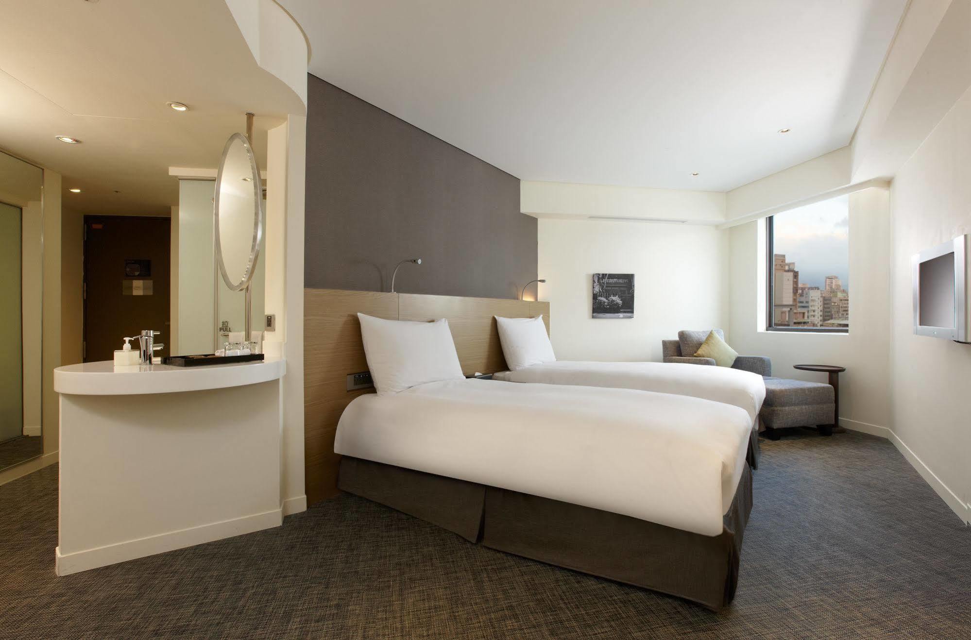 Hotel Royal Linsen - Huashan 1914 Creative Park 3*