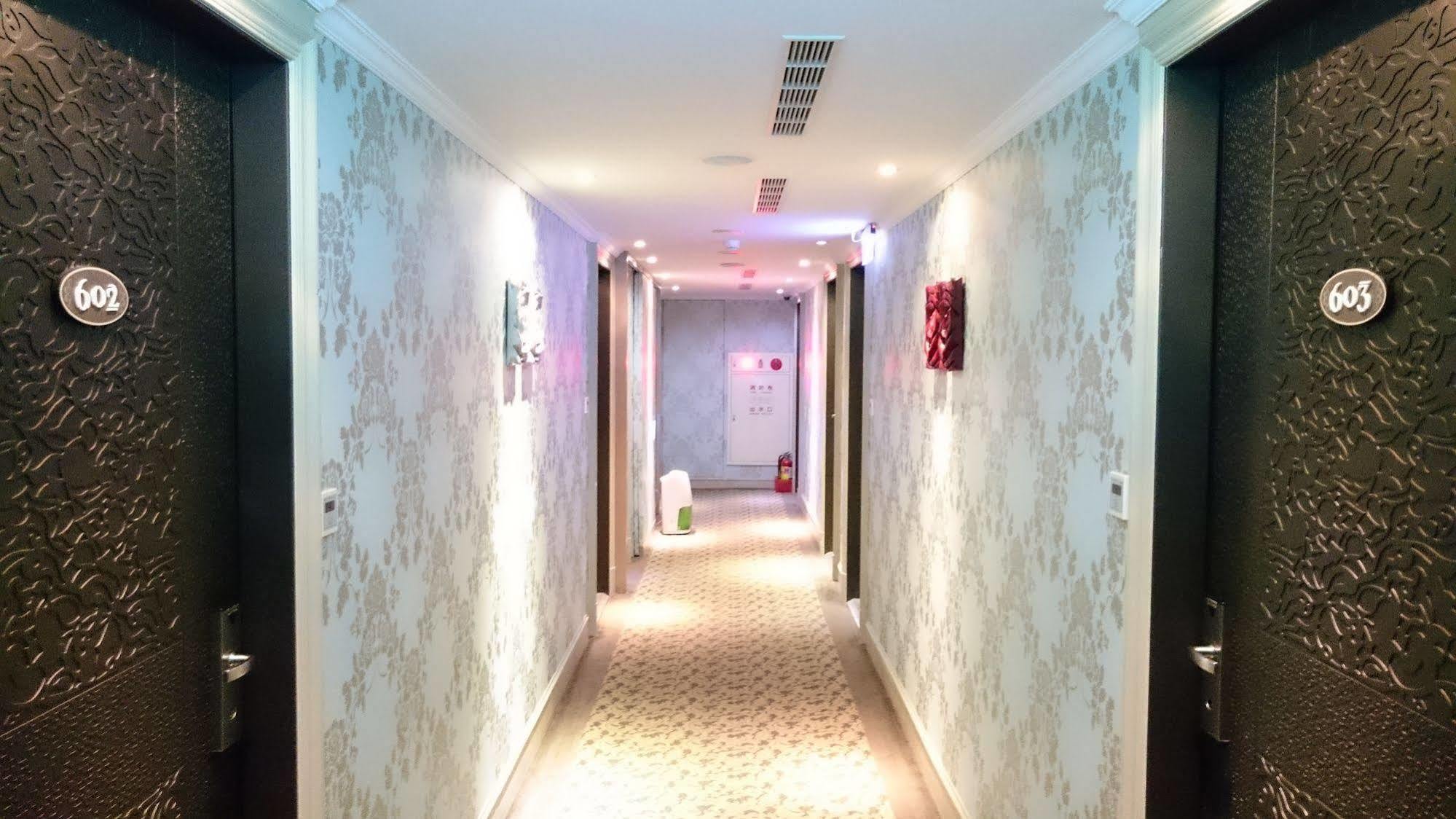 Hotel Mrt 3*