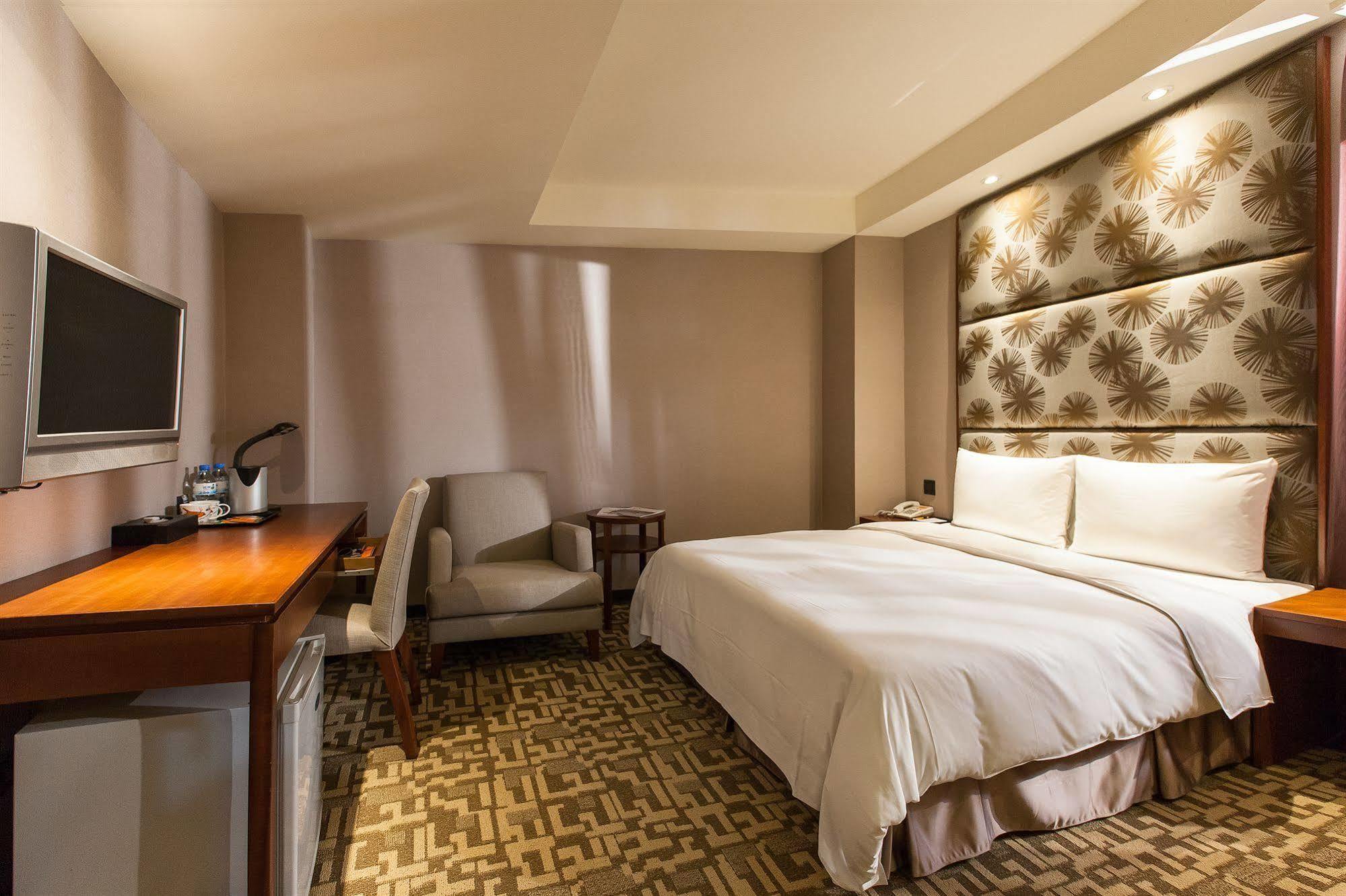 Orange Hotel-kaifong Penginapan 3*