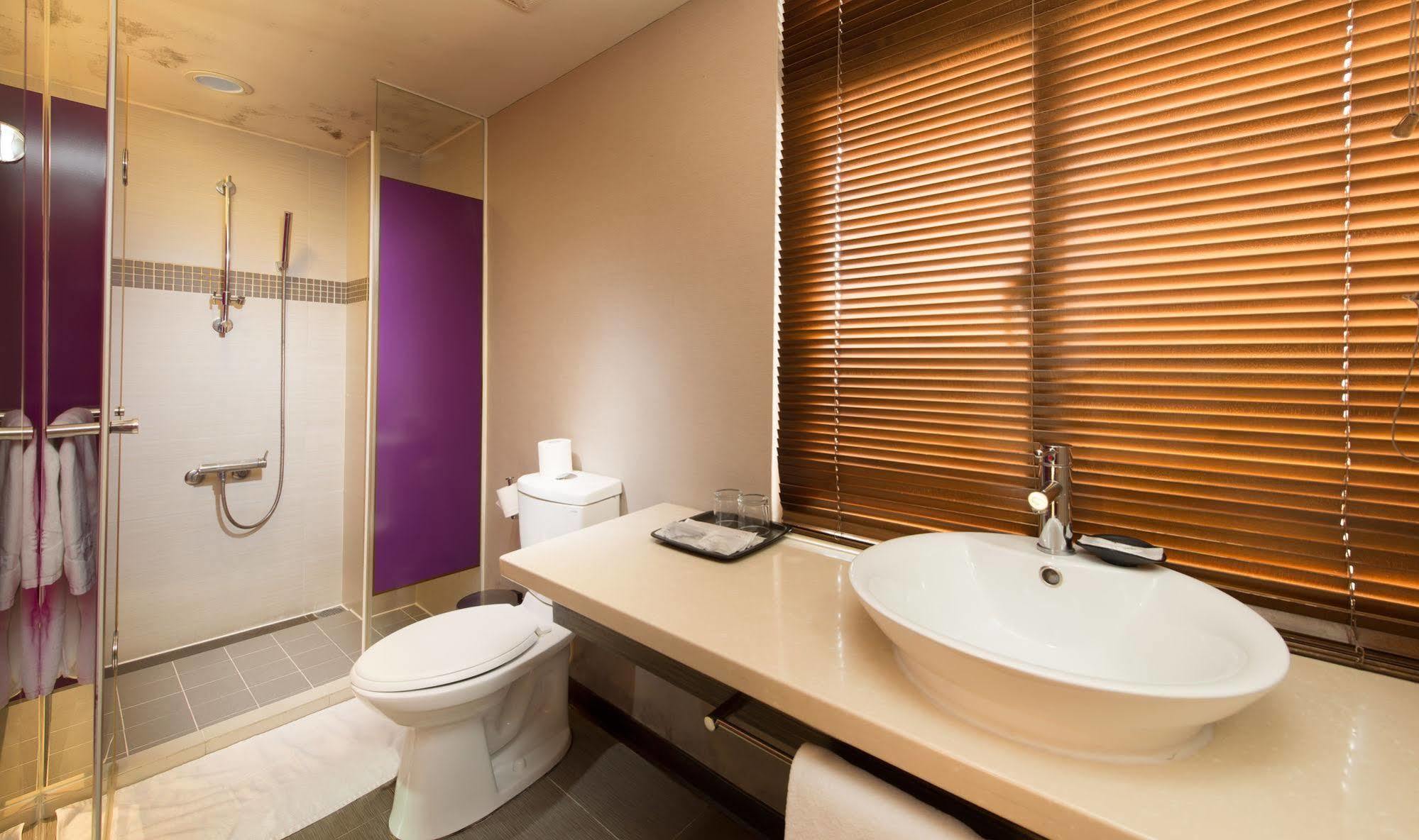Orange Hotel-kaifong