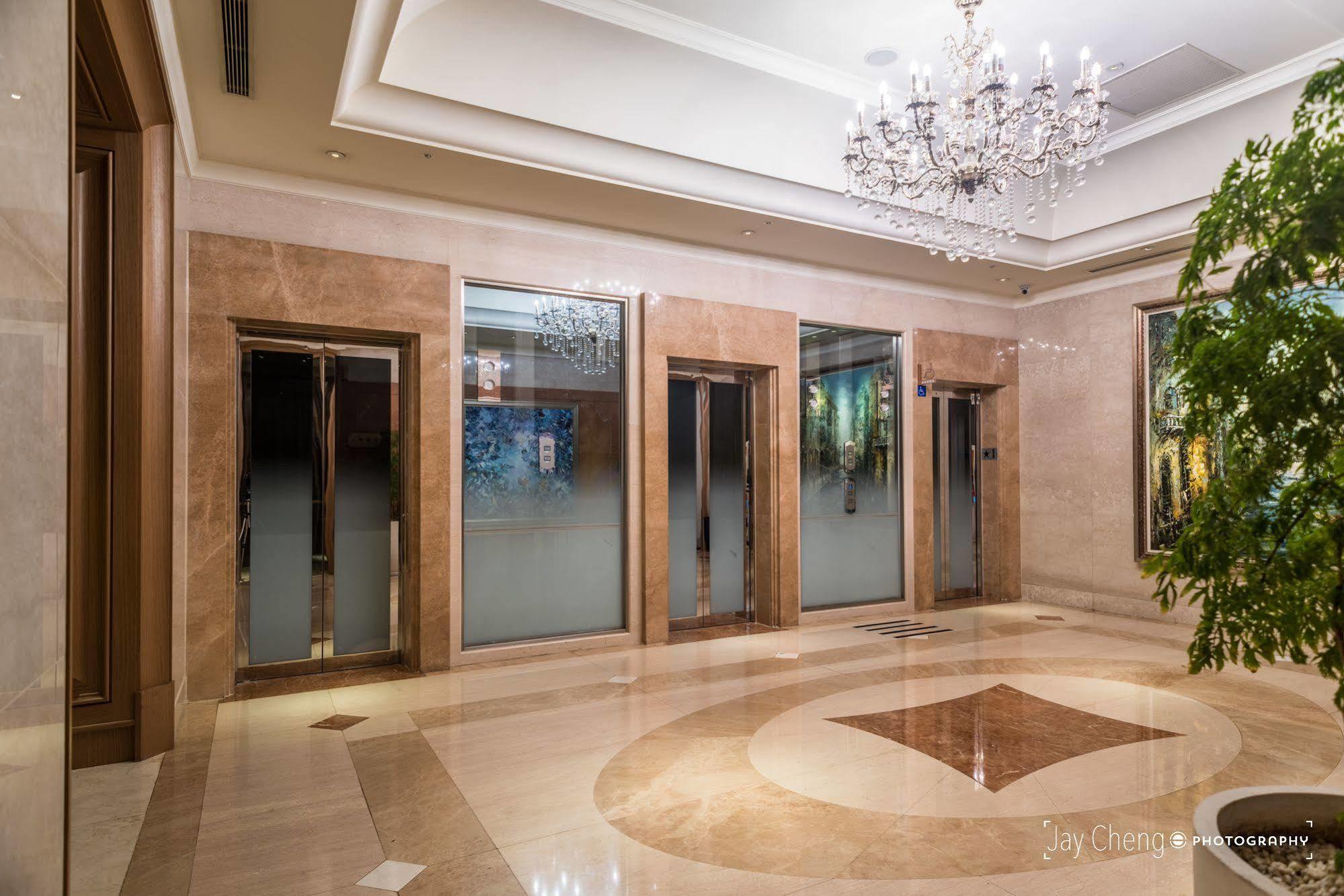 Chateau De Chine Xinzhuang Hotel 4*