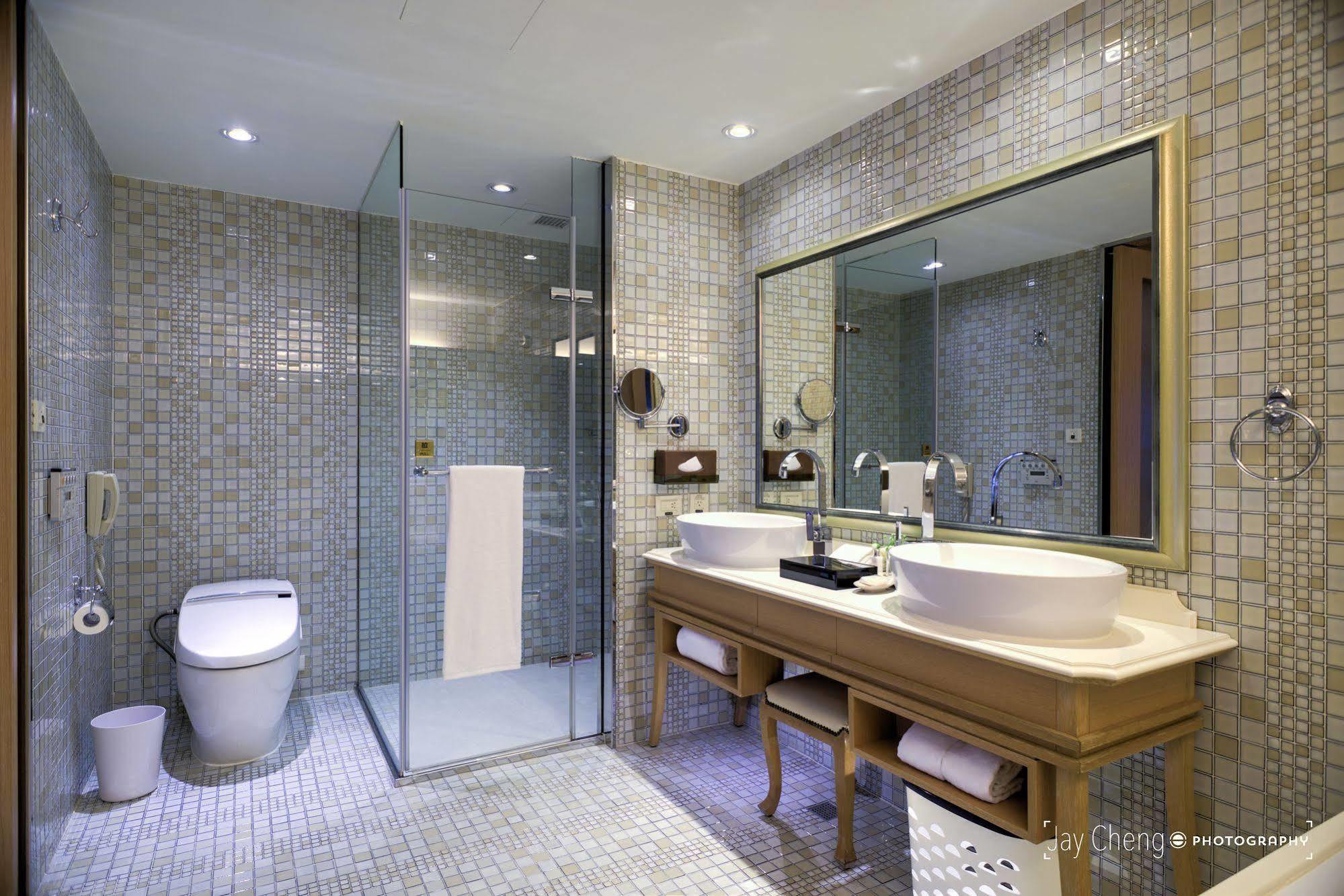 Chateau De Chine Xinzhuang Hotel 4*