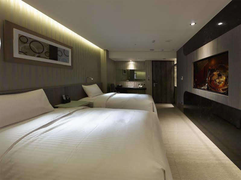 Beauty - Bnight-self Check-in 3* Taipei