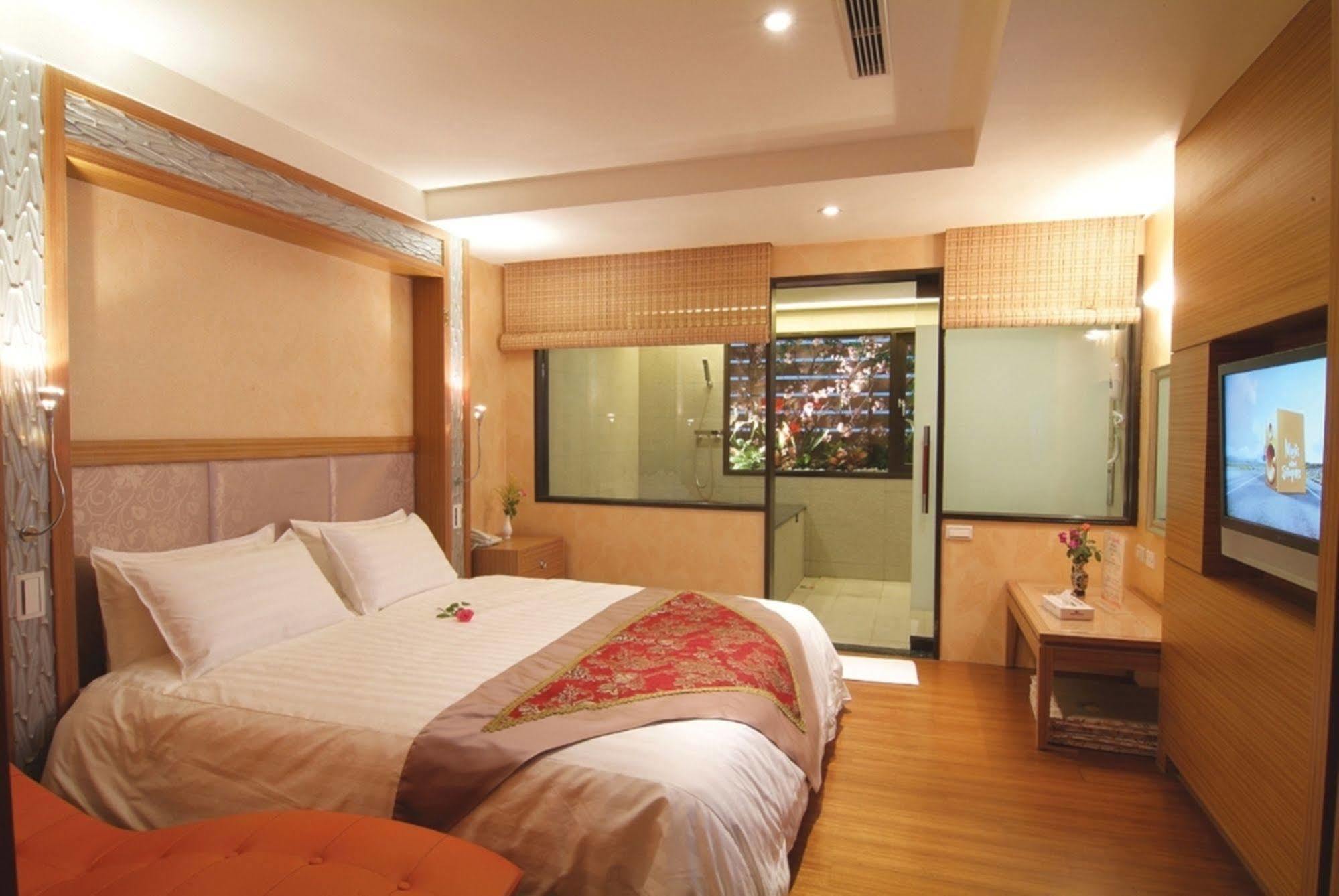 Hotel Chyuan Du Spring 3*