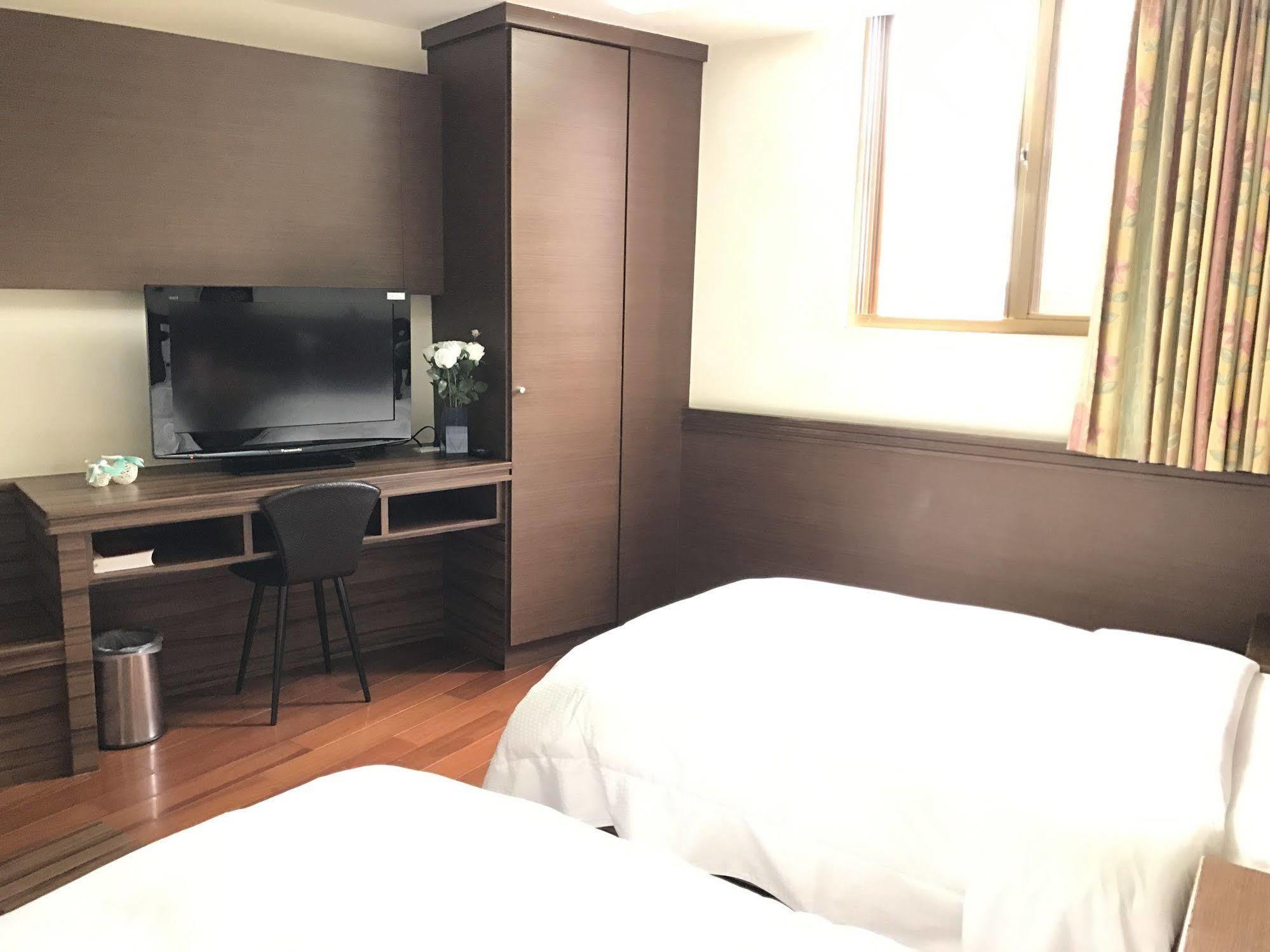 Fu Chang Hotel 2*