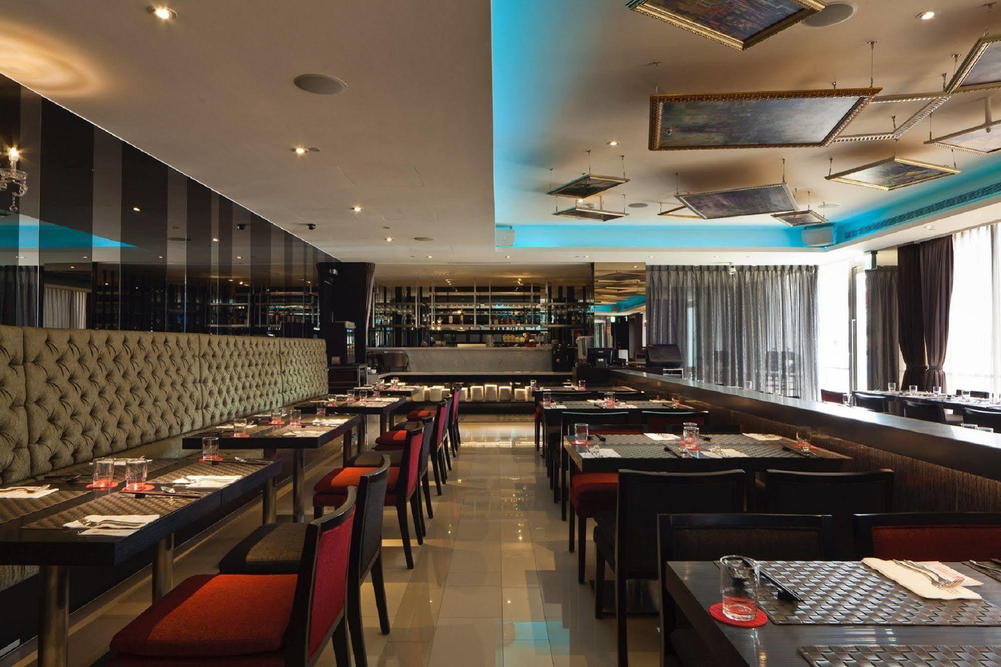 Fx Nanjing East Road Branch Hotel Taipei