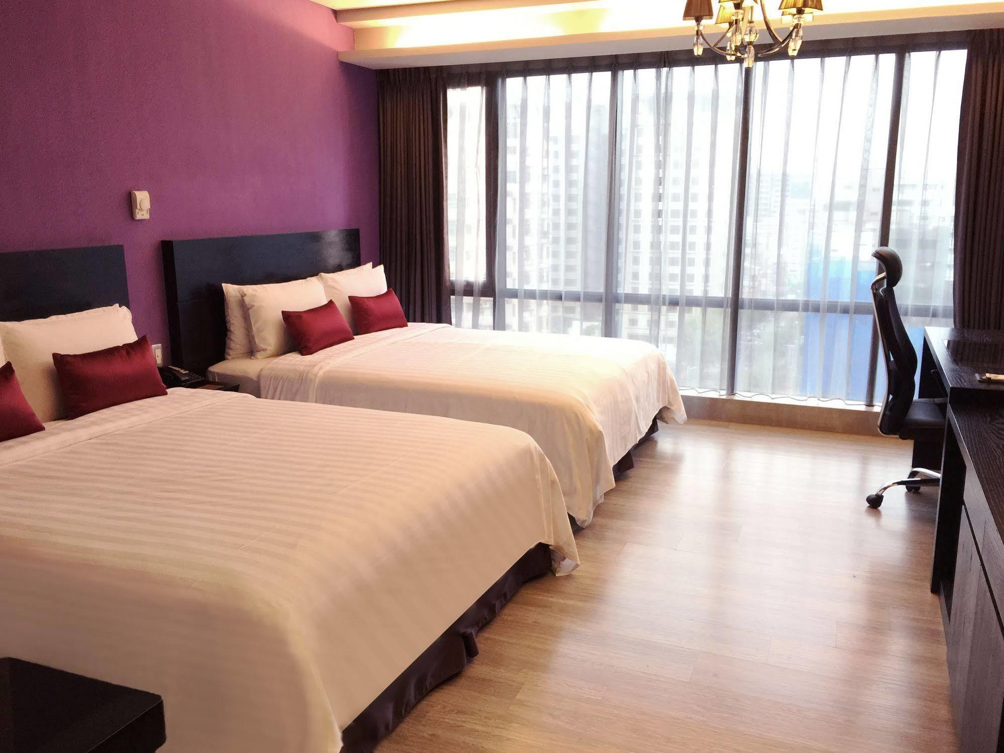 Hotel Fx Nanjing East Road Branch Taipei
