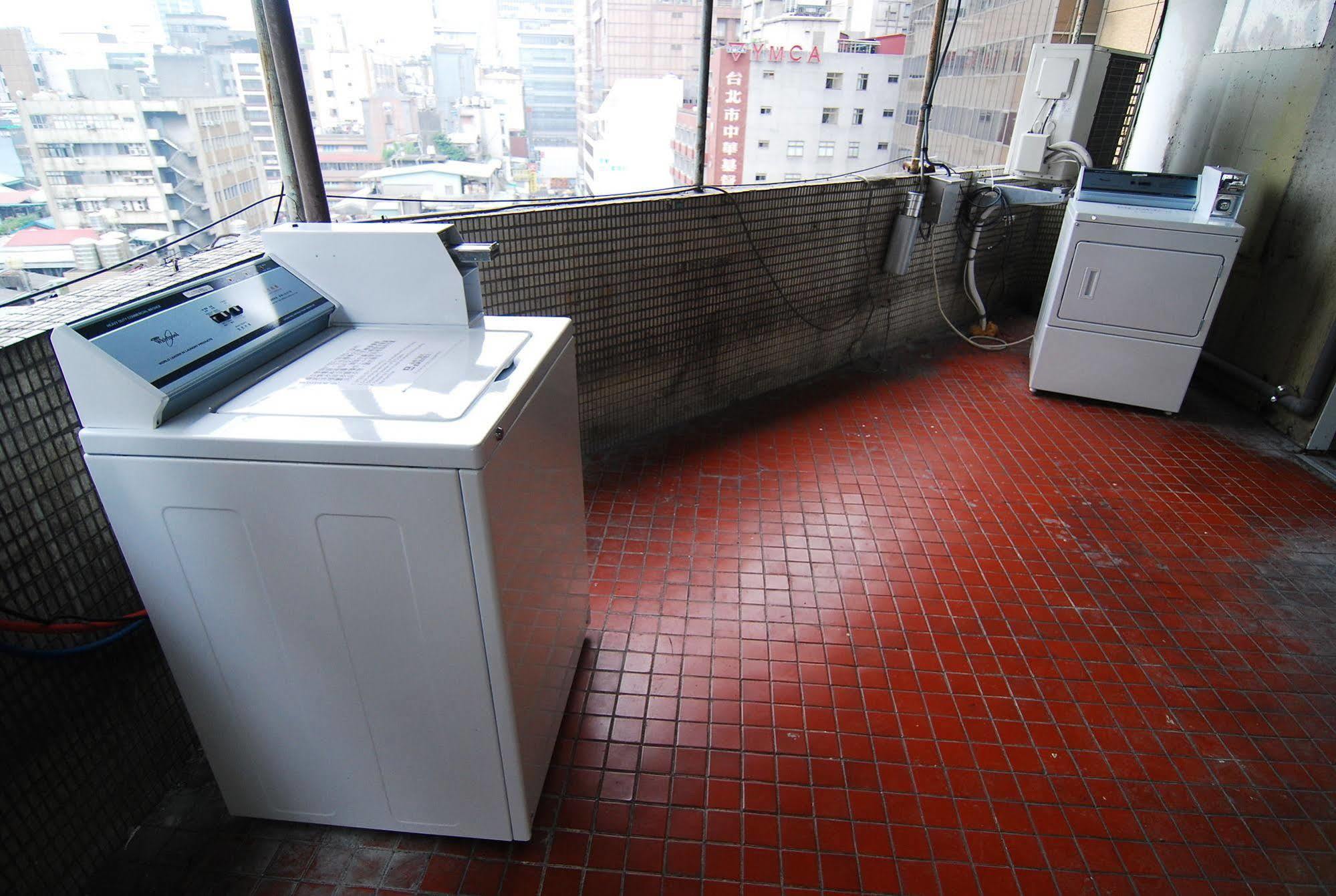 Hostel Cube - Main Station *