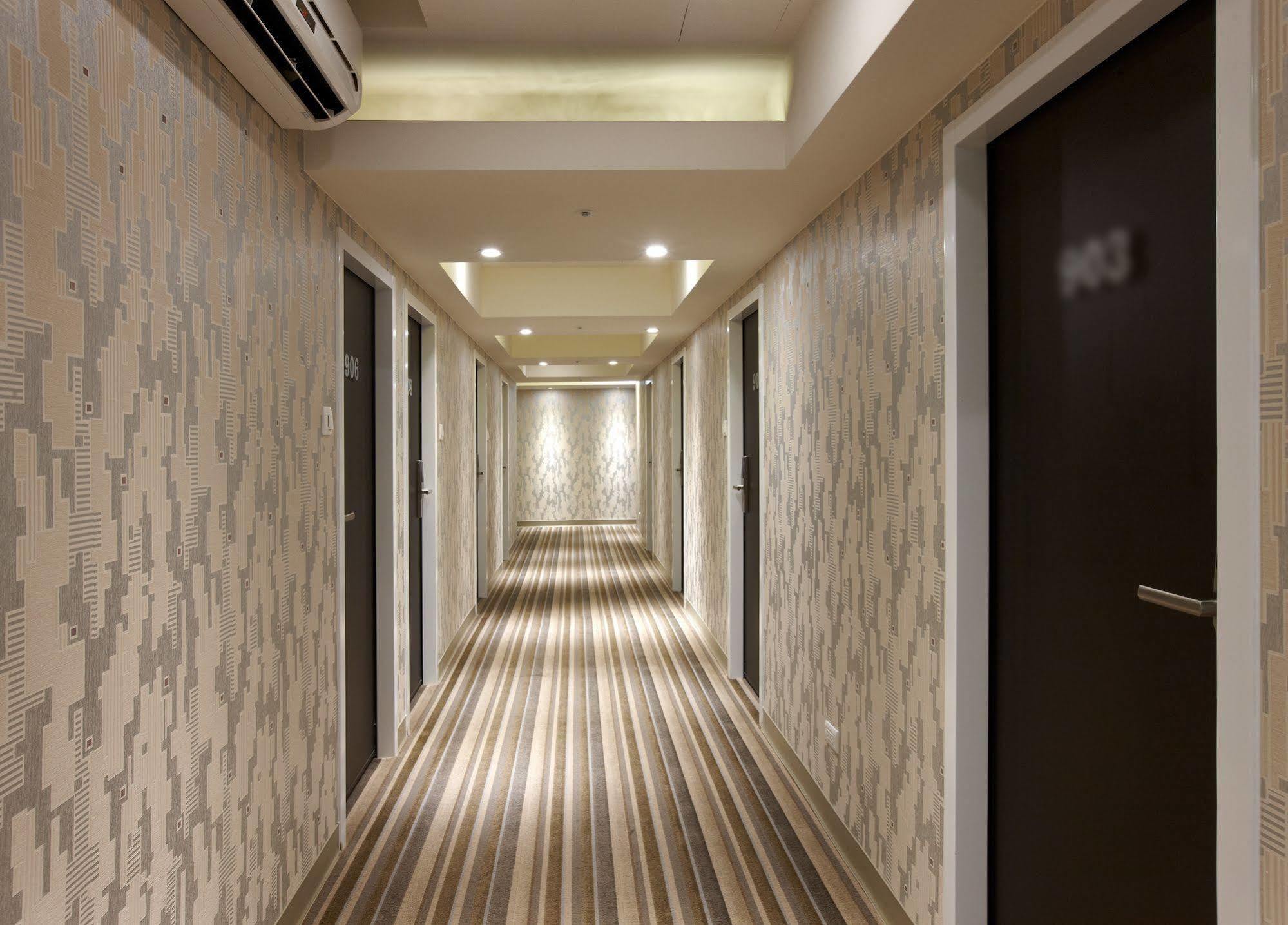Hotel Rf - Zhongxiao 3*