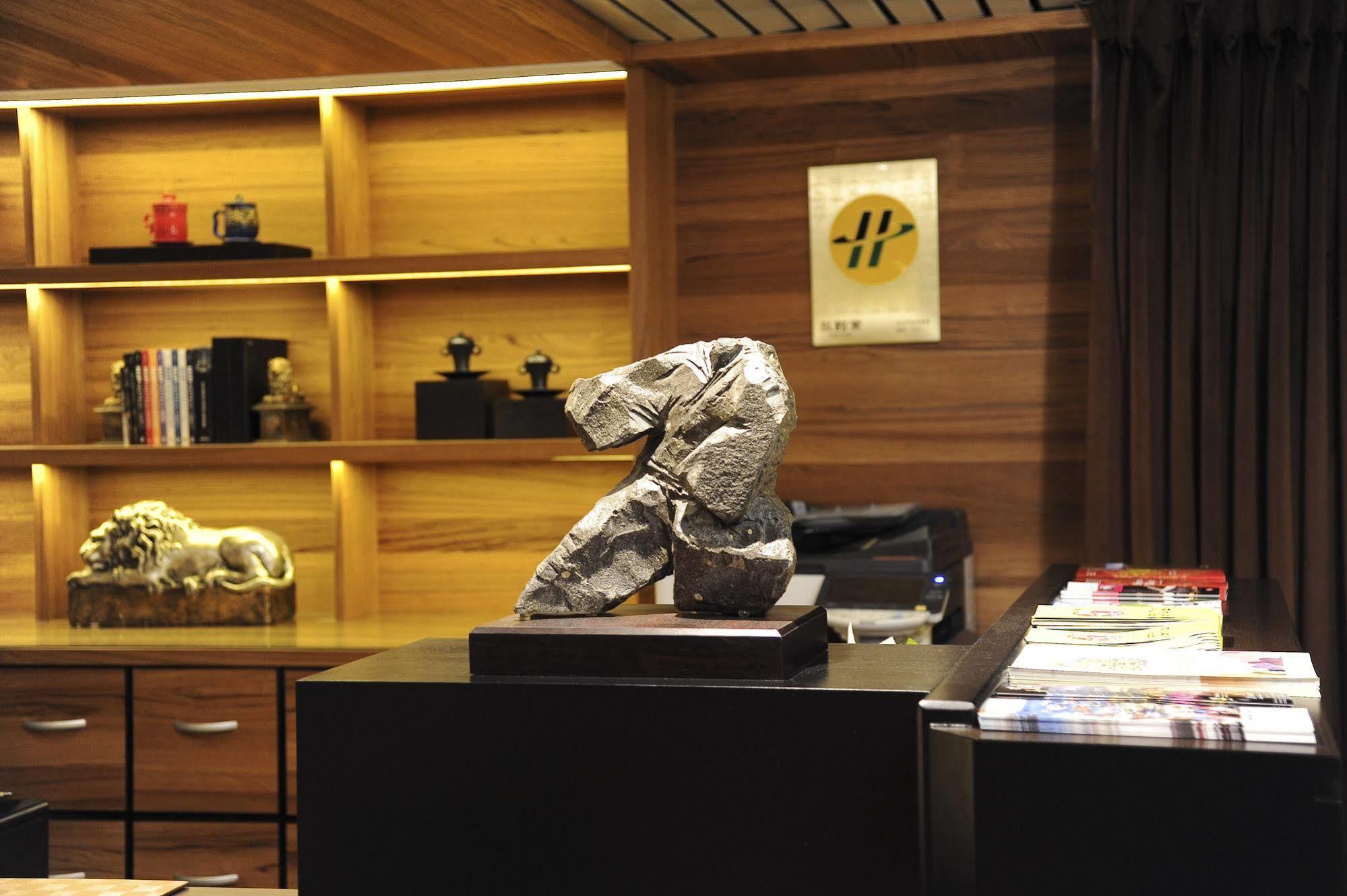 Hotel Pacific Business