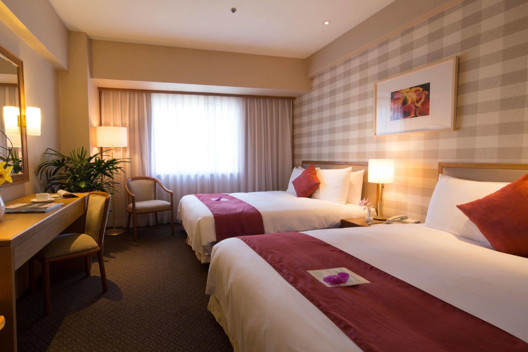 Riverview Hotel