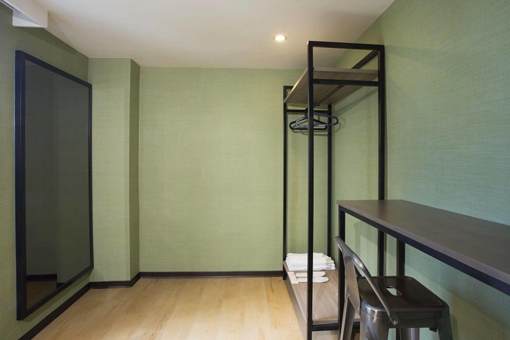 Rainbow Hotel Taipei