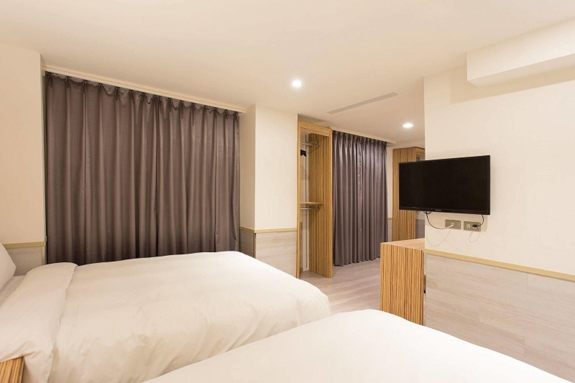 Rainbow Hotel
