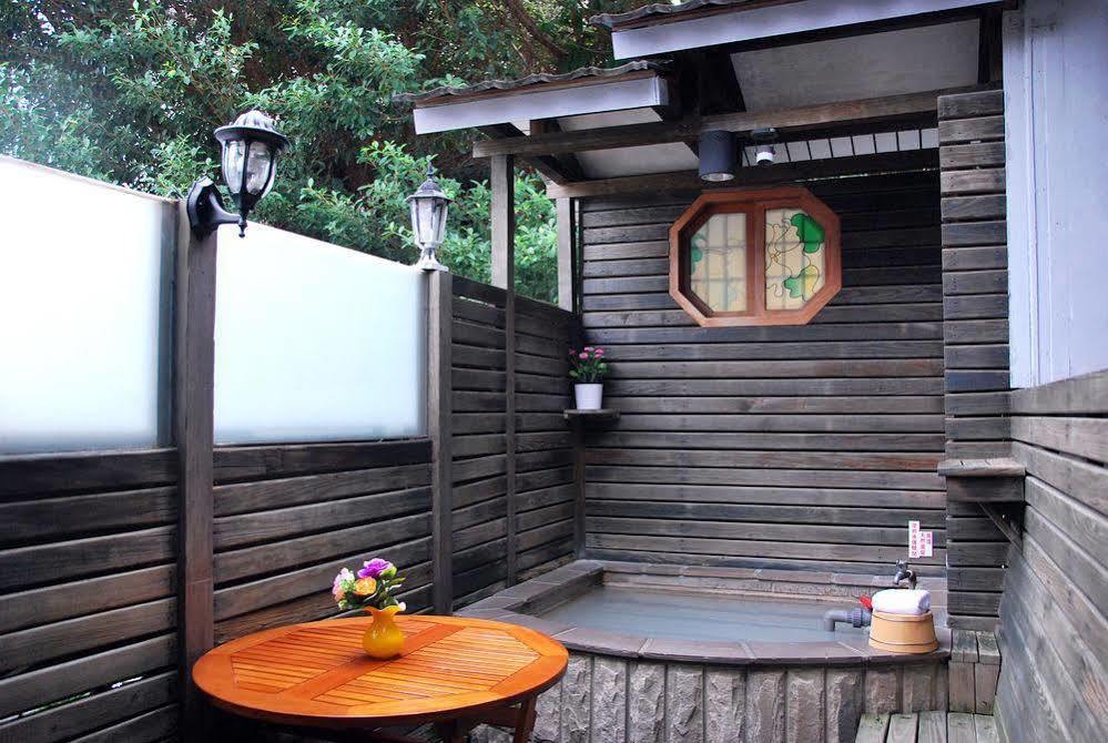 Phoenix Pavilion Hot Spring 3*