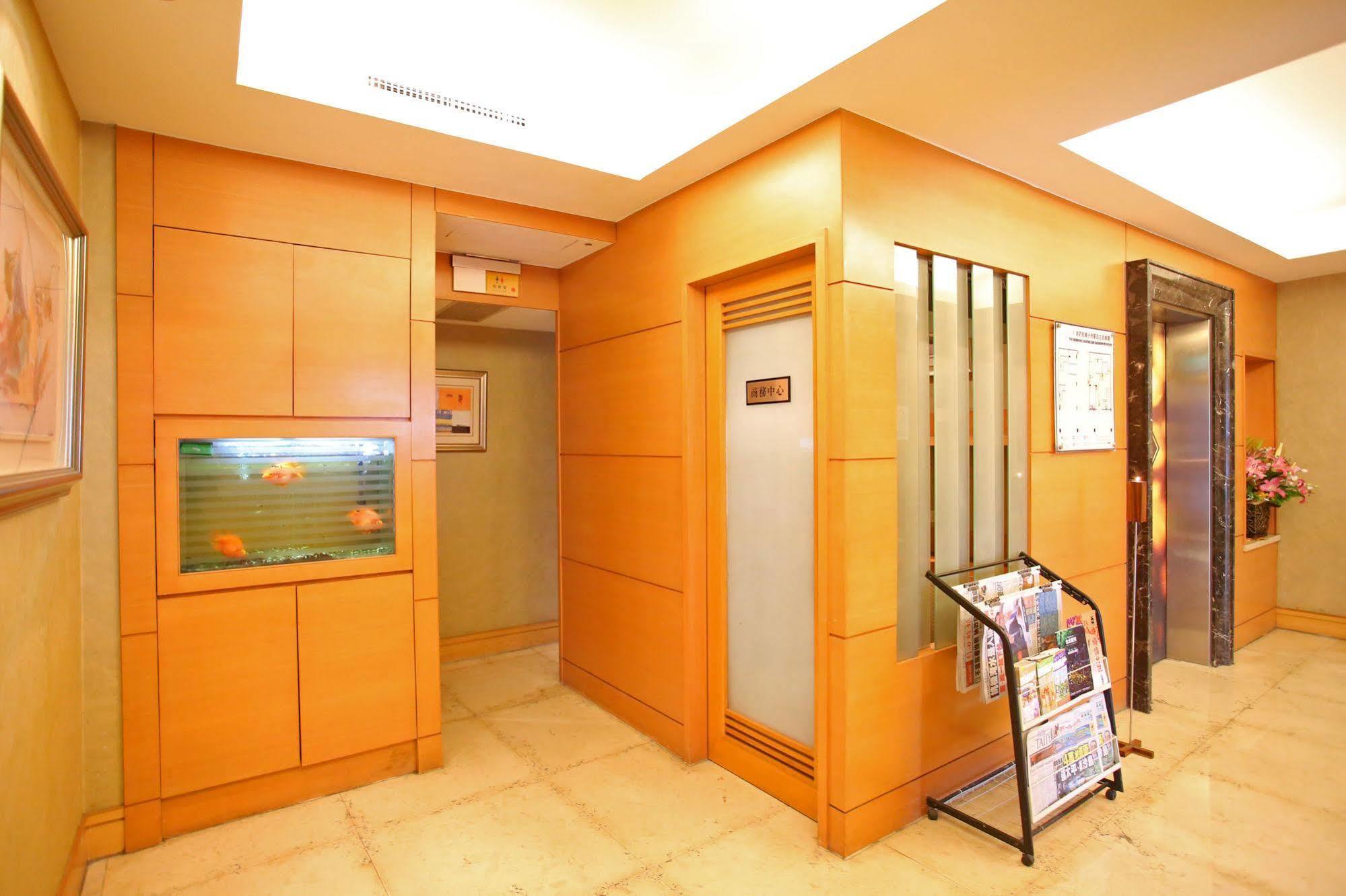 Elegance 3* Taipei